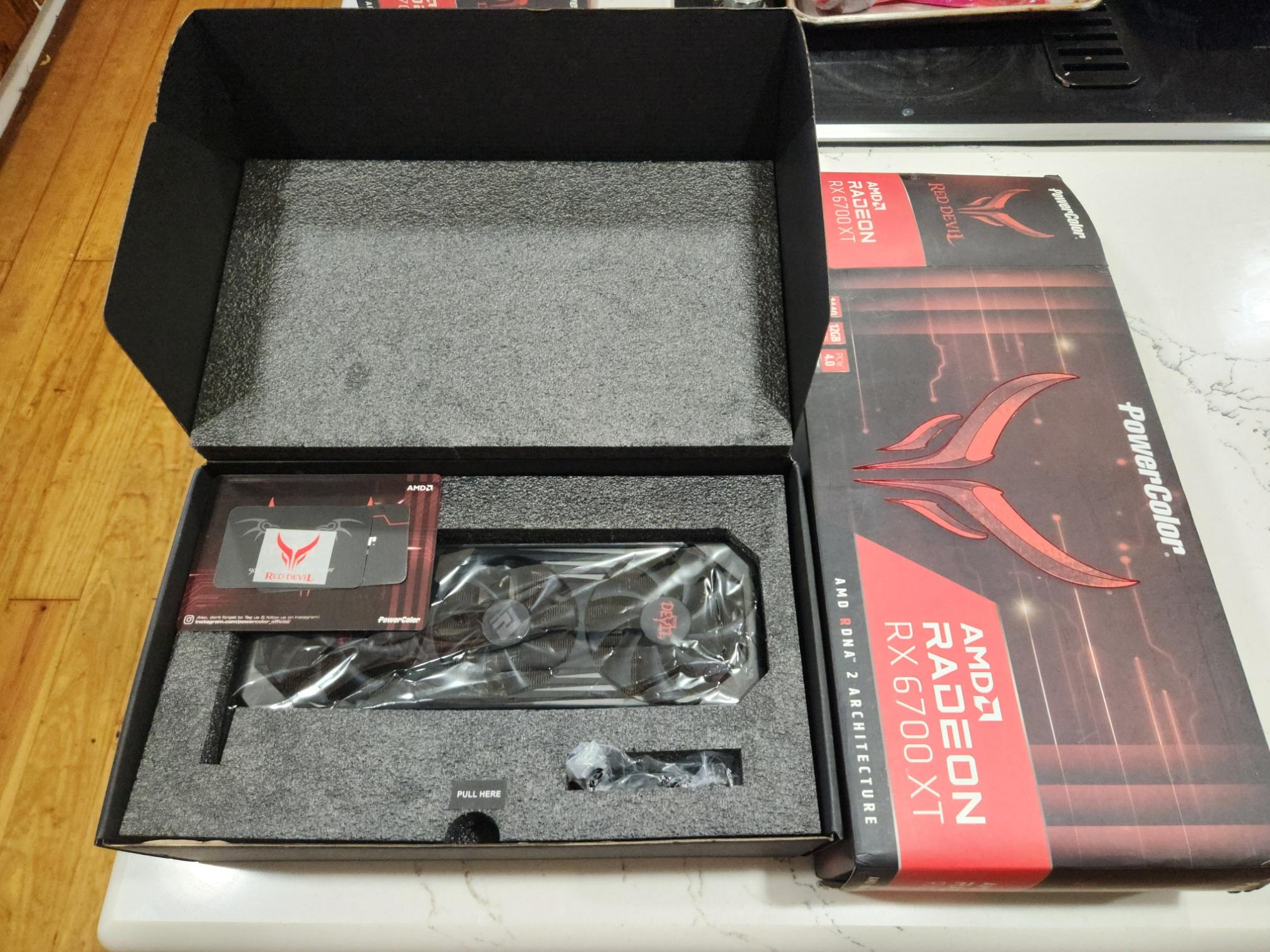 PowerColor Red Devil AMD Radeon RX 6700 XT 12gb triple fan