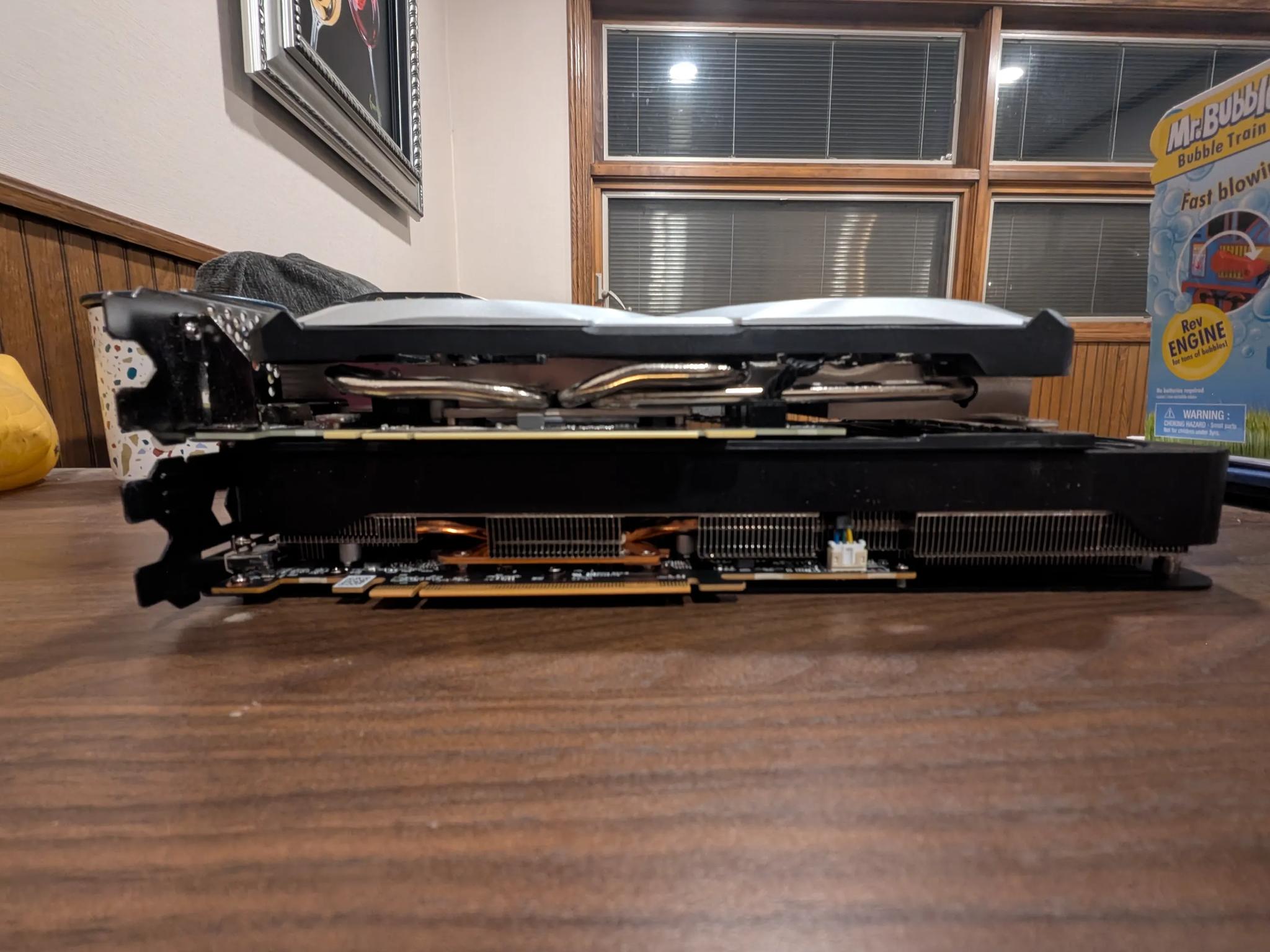 GeForce RTX™ 4070 VENTUS 2X 12G OC