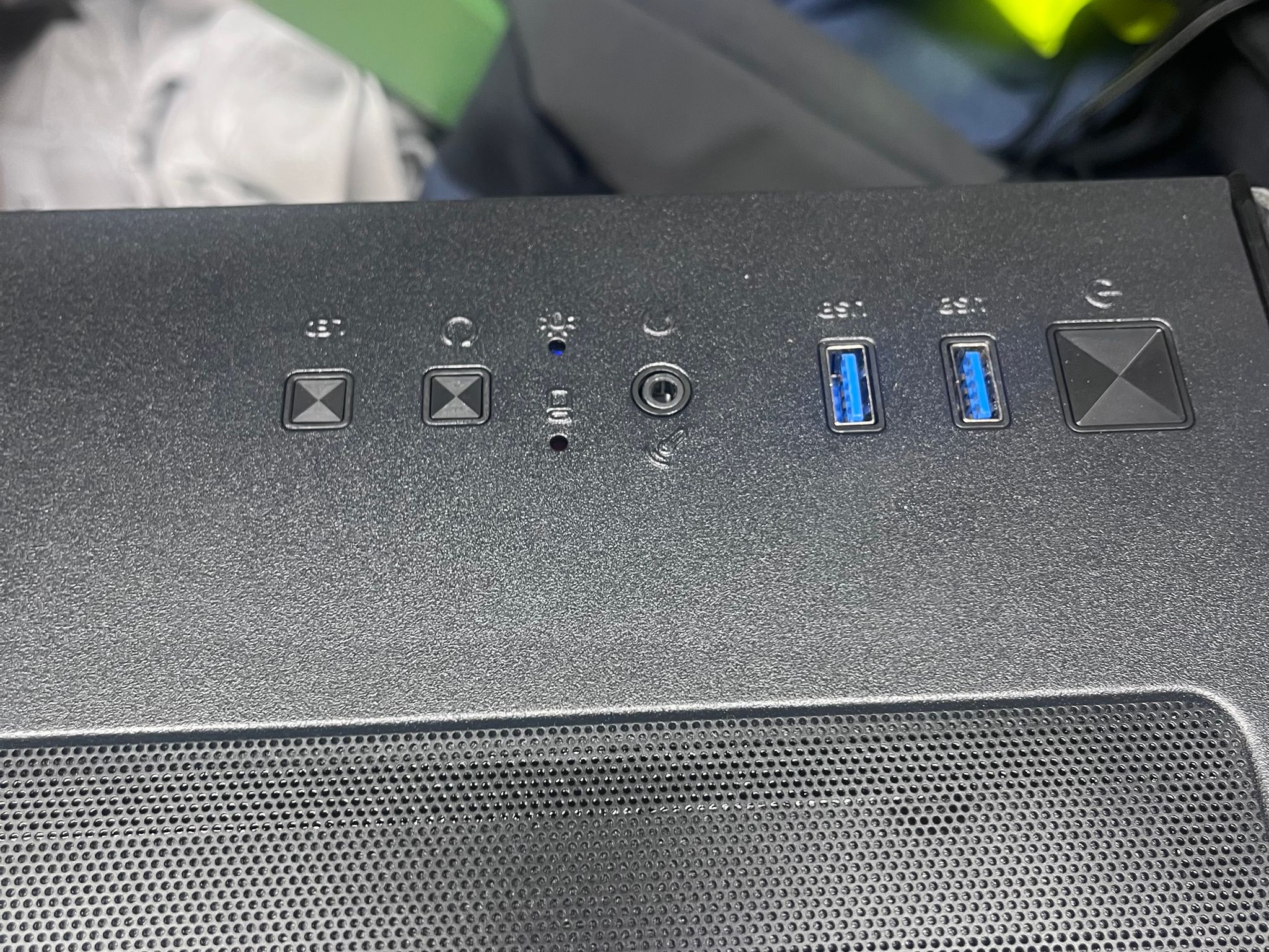 RX 9070 XT | Ryzen 7 7700X | 32GB RAM | GAMING PC