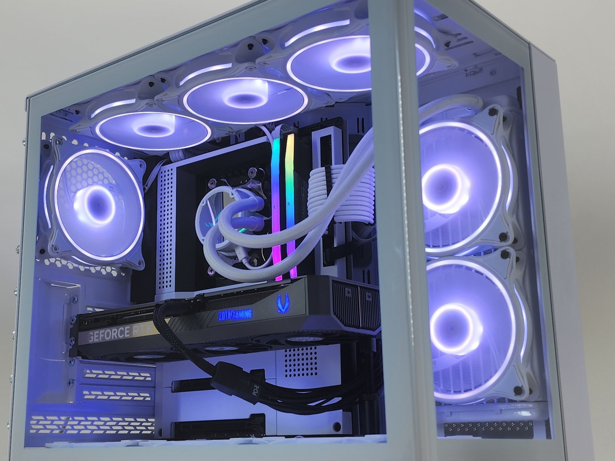 Gaming PC Ryzen 7 7800X3D 48GB RAM 1TB SSD RTX 5070 12GB Windows 11 Computer