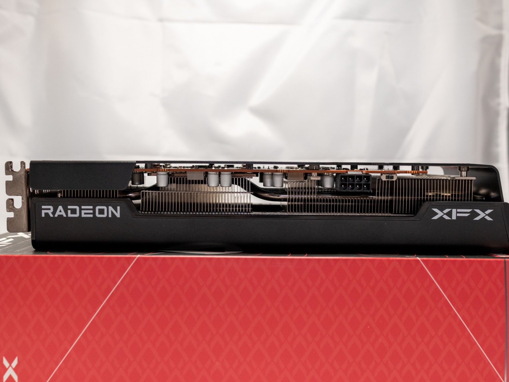 XFX - SPEEDSTER QICK308 AMD Radeon RX 6600 XT 6600XT 8GB