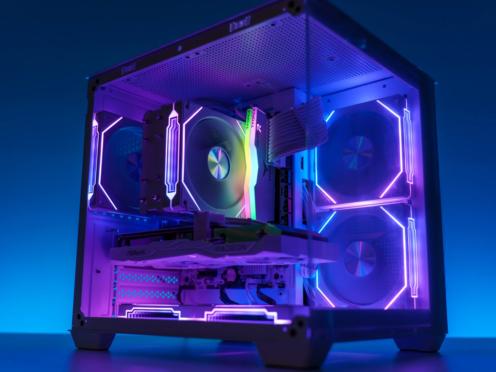 All White Gaming Computer | AMD Ryzen 5 | AMD RX 6600 | 16GB DDR4 | 1TB M.2