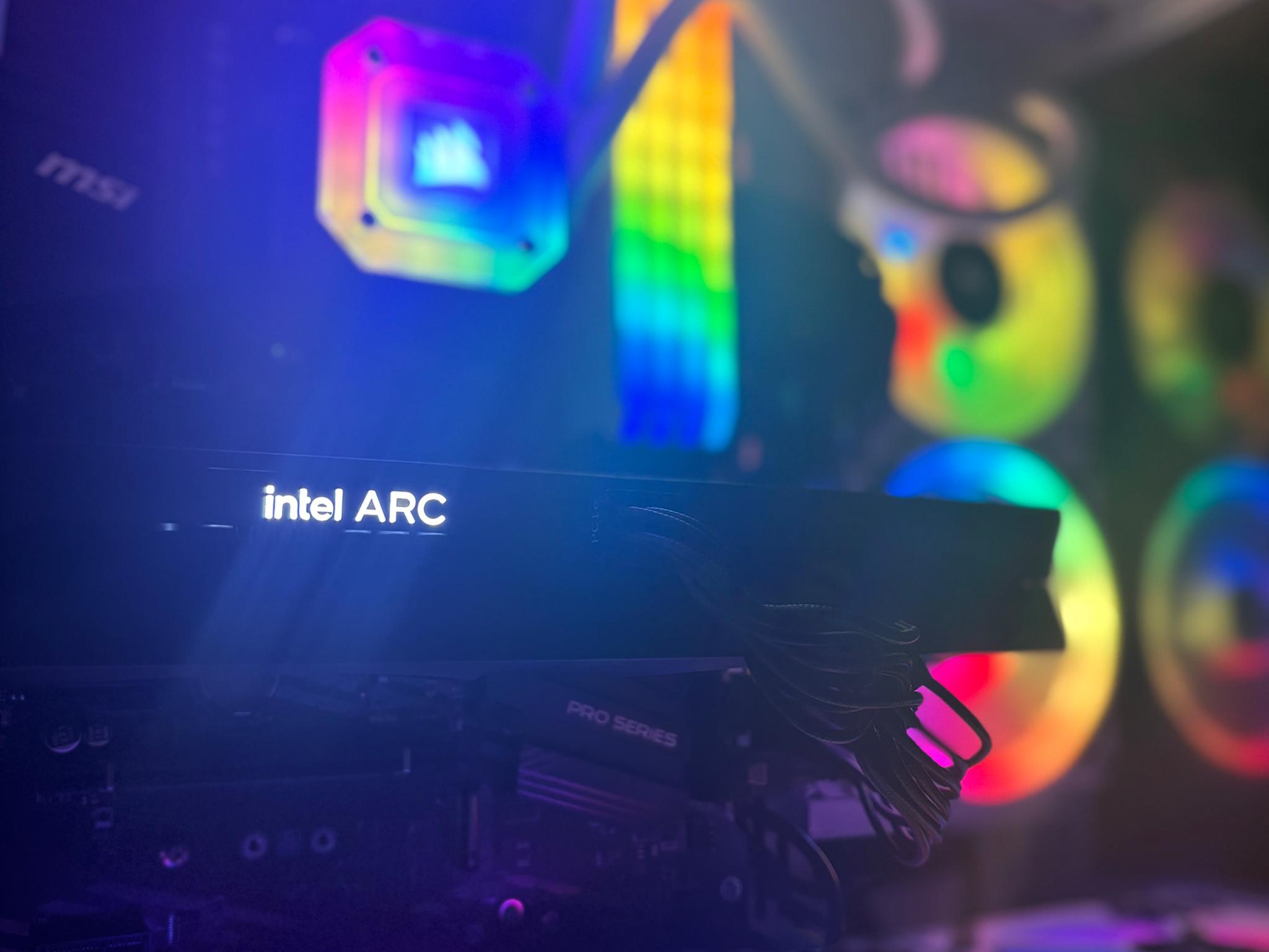 ALL WHITE | 1080p PC | B580 | R7 3700x | 32gb RAM | 2tb Storage