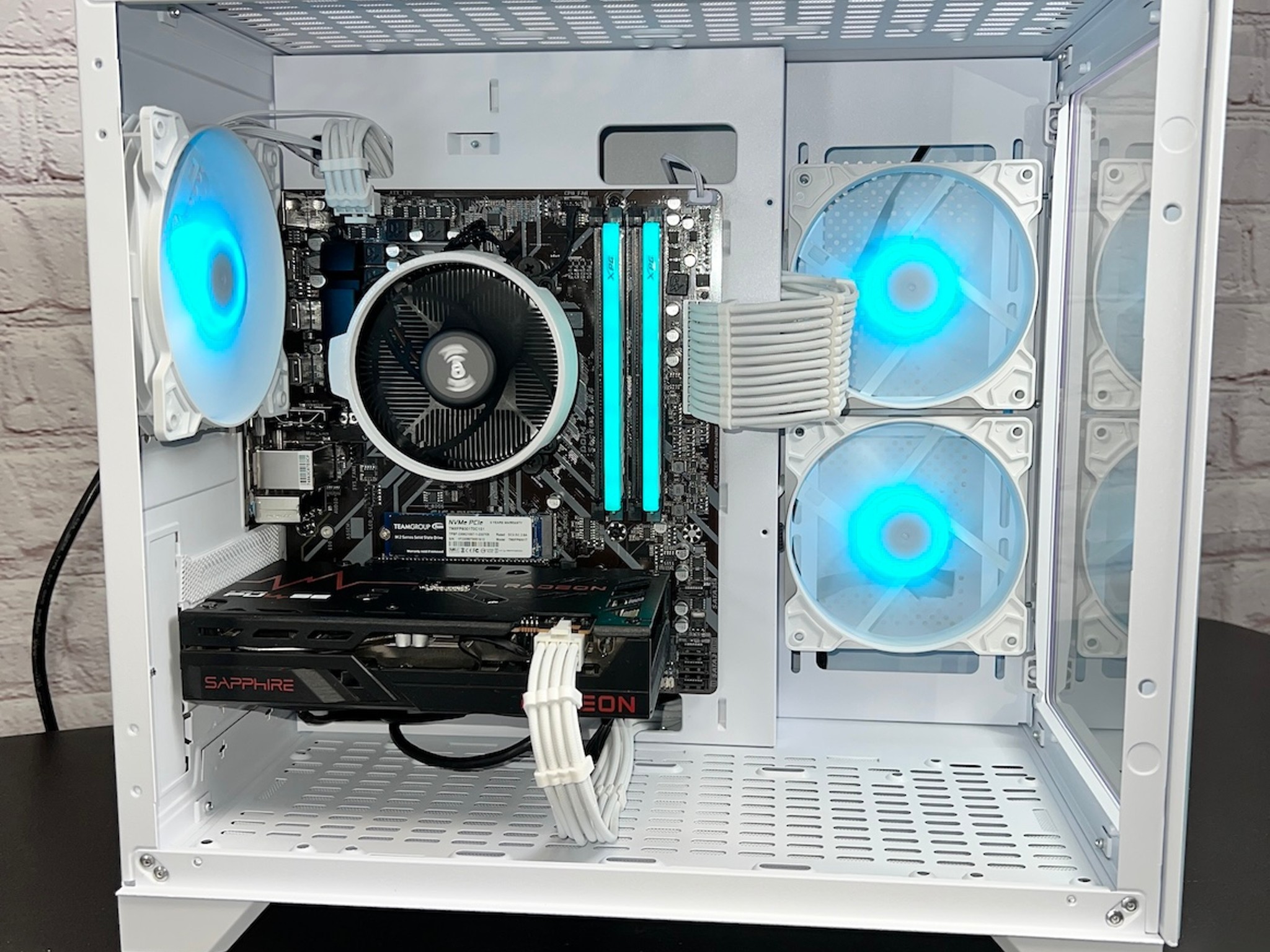 Ryzen 5 3600 RX 6600 16GB RAM 1TB M.2 Wifi 5 Bluetooth Window 10 Gaming PC