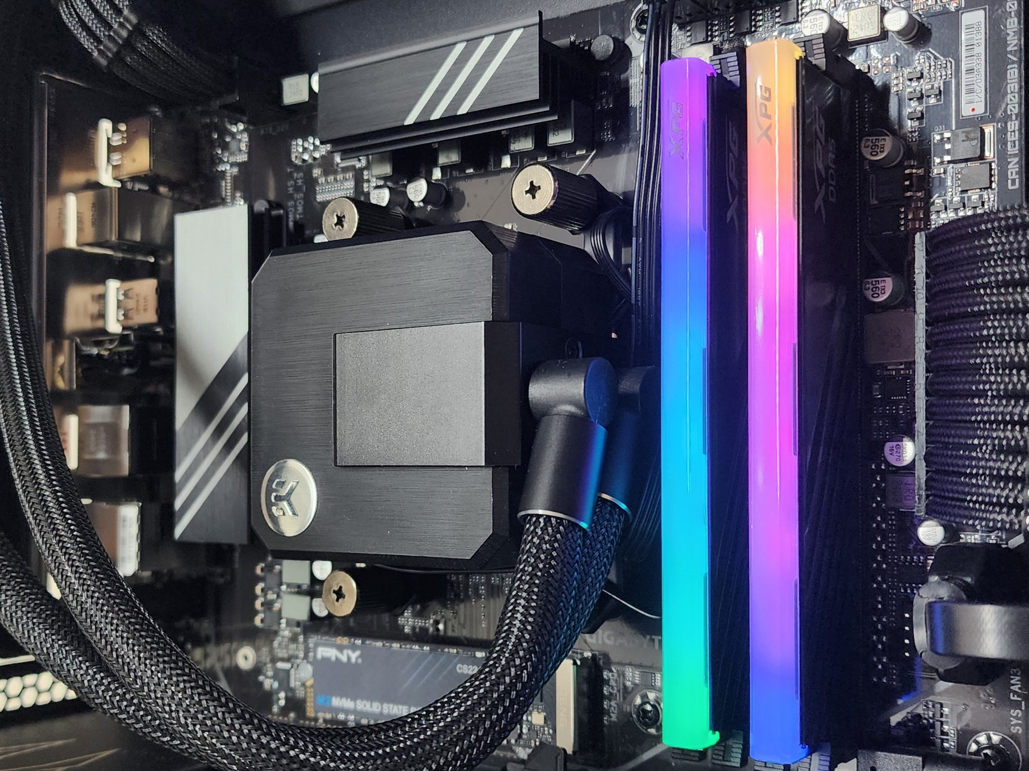 Gaming PC Ryzen 7 7800X3D 32GB RAM 2TB SSD RTX 5080 16GB Windows 11 Computer