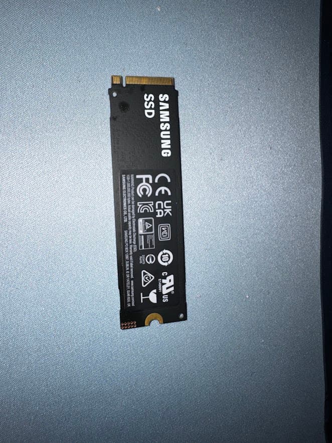 Samsung 990 PRO SSD 1TB PCIe 4.0 M.2 2280 Internal Solid State Hard Drive,  Speeds Up to 7,450 MB/s