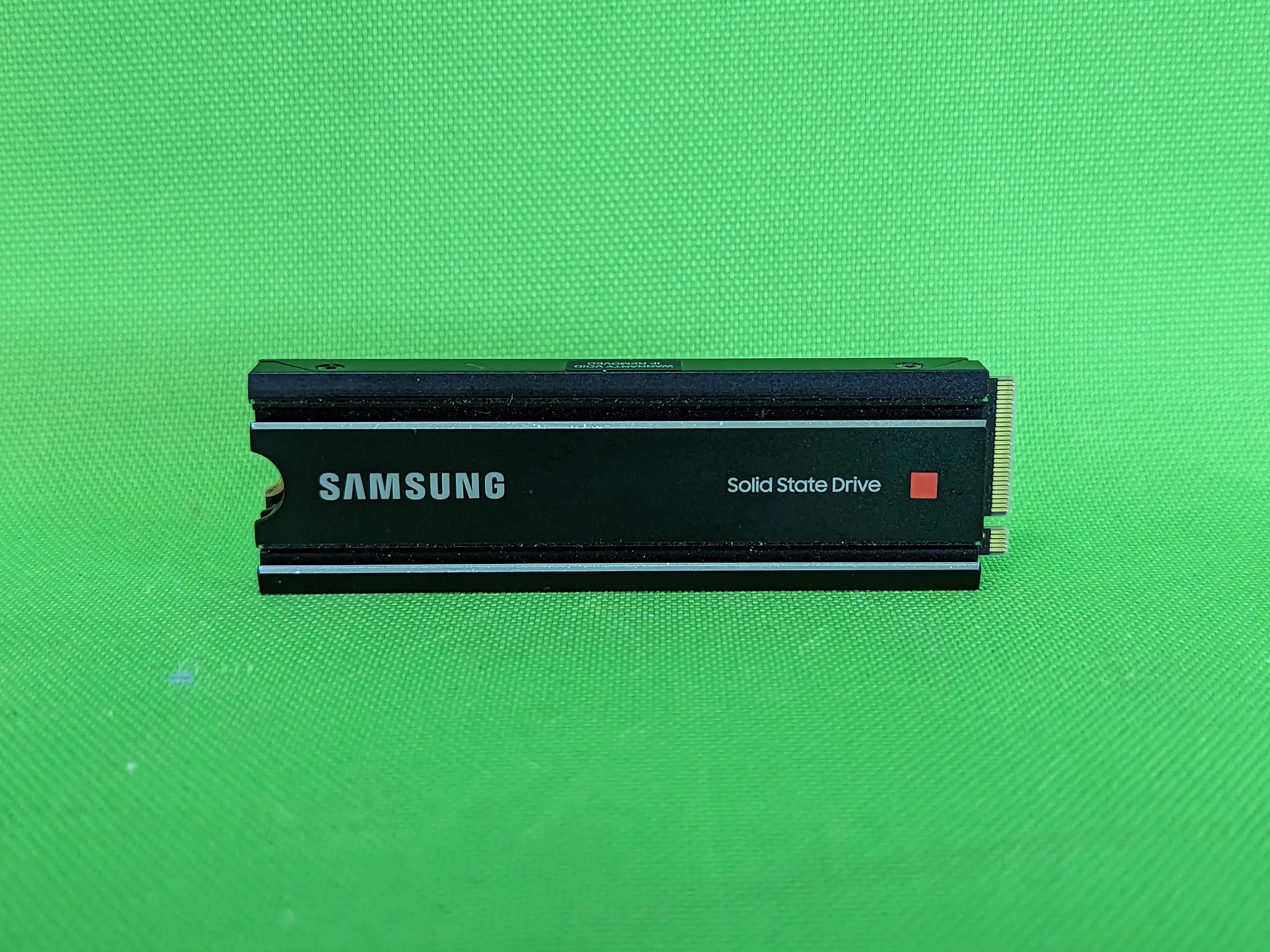 Lot of 2x Samsung 980 Pro 1TB NVME Solid State Drive with Heatsink PCIE 4.0 SSD