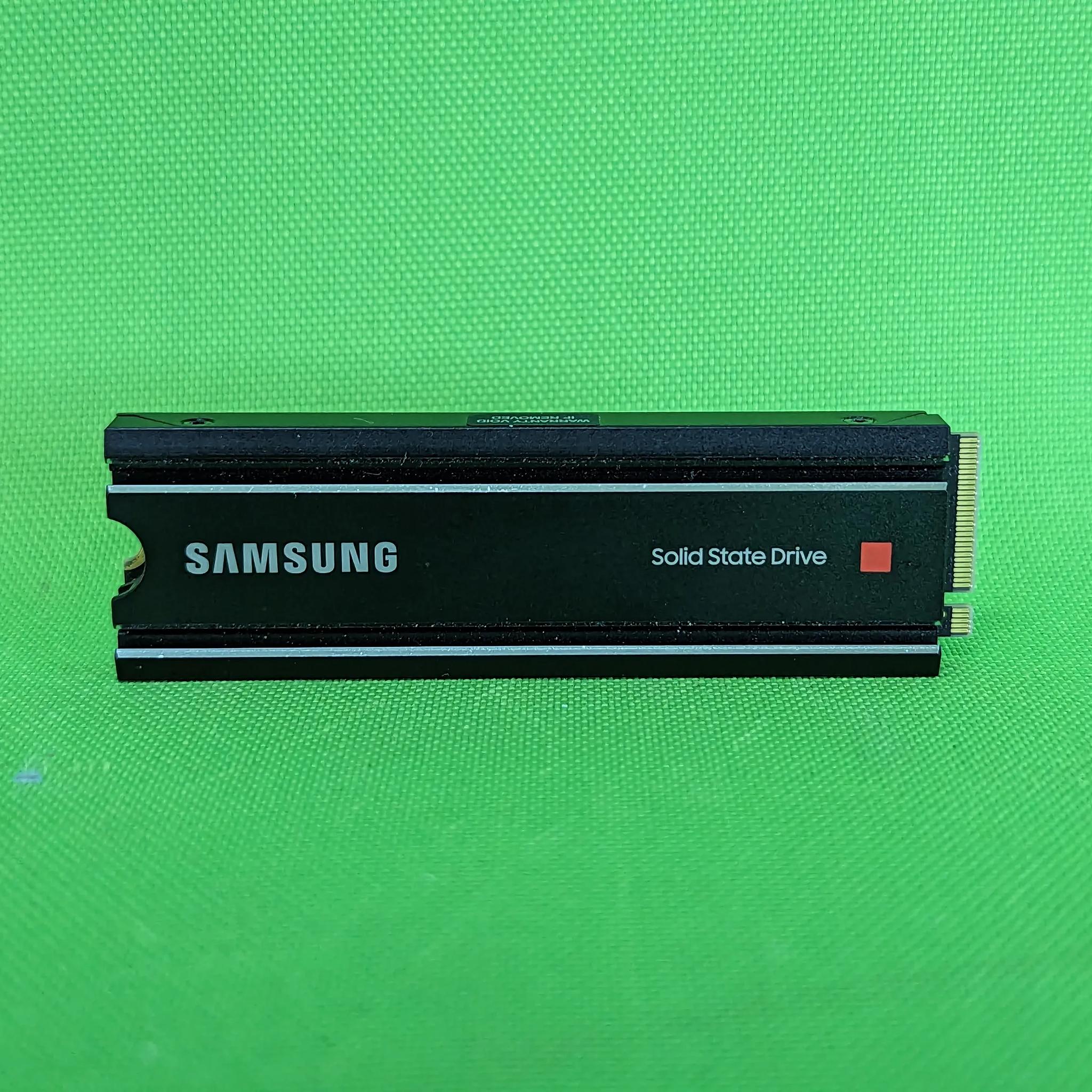 Lot of 2x Samsung 980 Pro 1TB NVME Solid State Drive with Heatsink PCIE 4.0 SSD