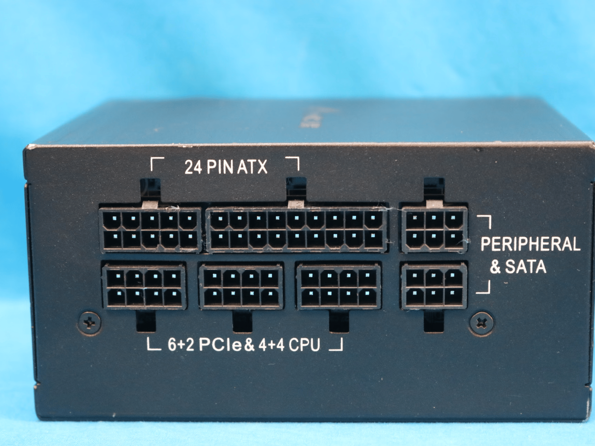 Corsair SF600 600W 80 PLUS Gold Fully-Modular SFX Desktop Power Supply CP-9020105 RPS0026