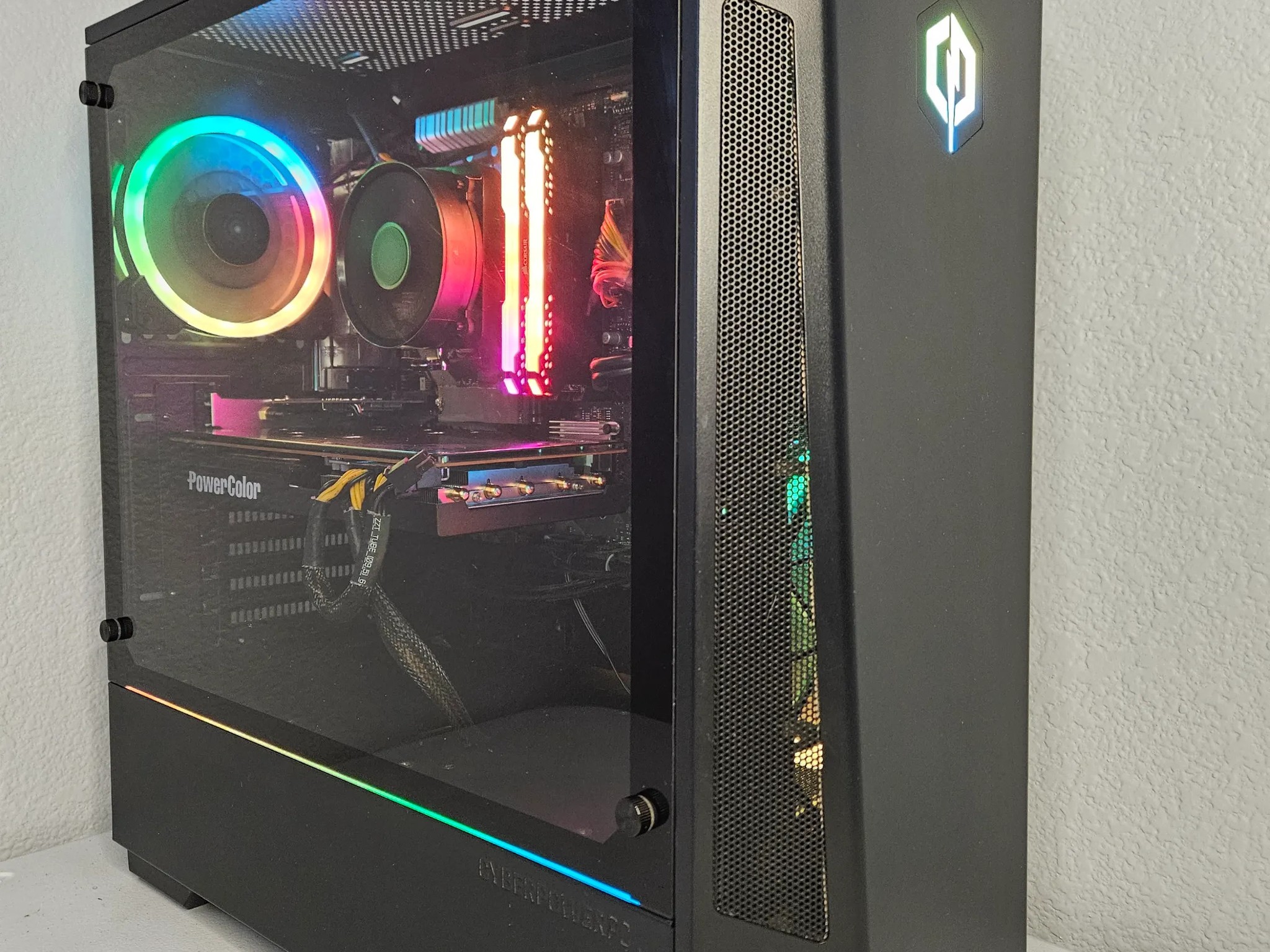 Gaming PC Ryzen 5 3600 RX 5700XT 16GB RAM 512GB SSD WI-FI