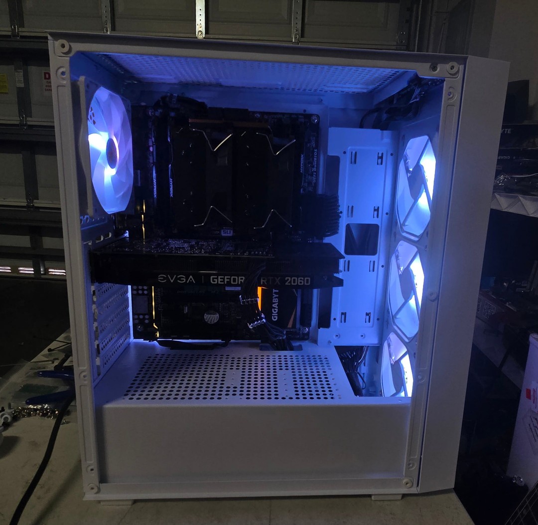 白ゲーミングPC RTX2060 i7-8700 新品ケース ⚪ White RTX 2060 PC – i7-5820K | 16GB DDR4 | 512GB NVMe | 1440p