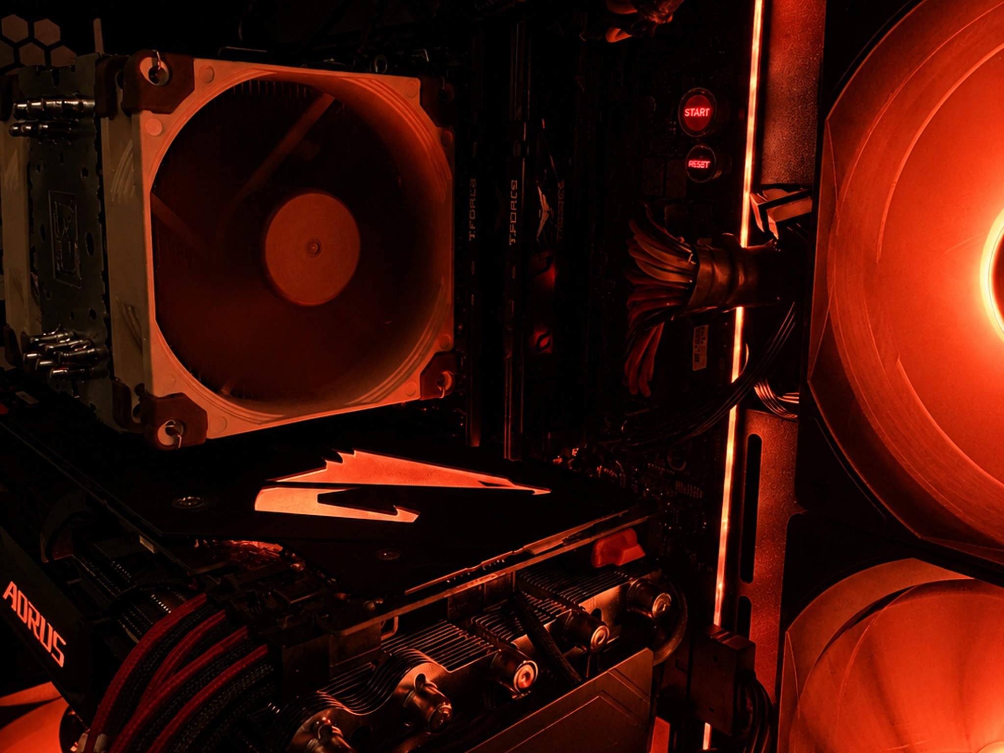 Black/Orange Gaming Pc