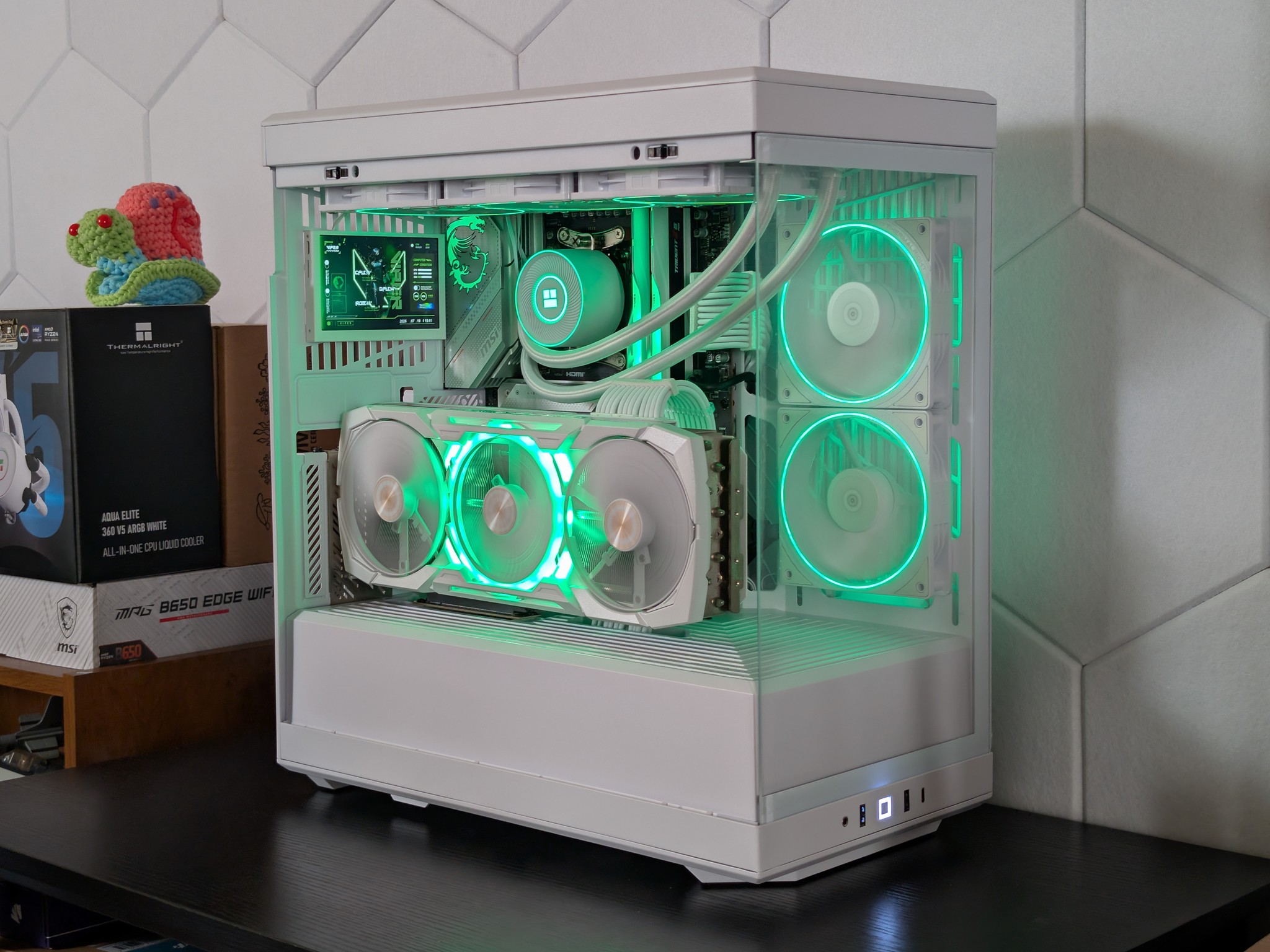 🐻‍❄️🤍 4K Gaming Beast | RX 7900XTX | Ryzen 7 9800X3D | 2TB SSD | 32GB RAM | WiFi 6 & BT 🤍🐻‍❄️