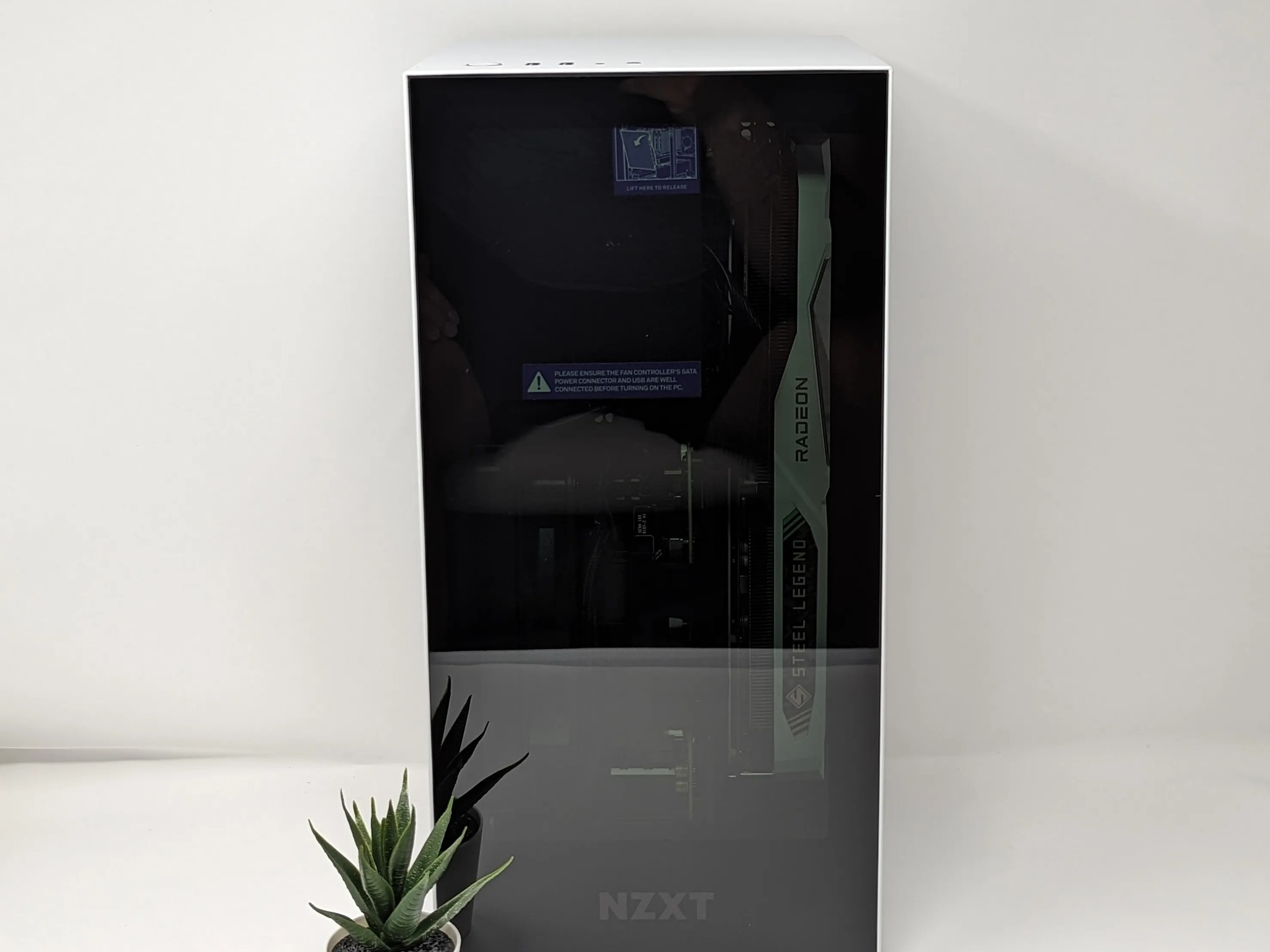 NZ Sleeper | AMD RX 6650 XT | Ryzen 5 5600X | 16gb RAM | MSI M461 1TB NVMe SSD