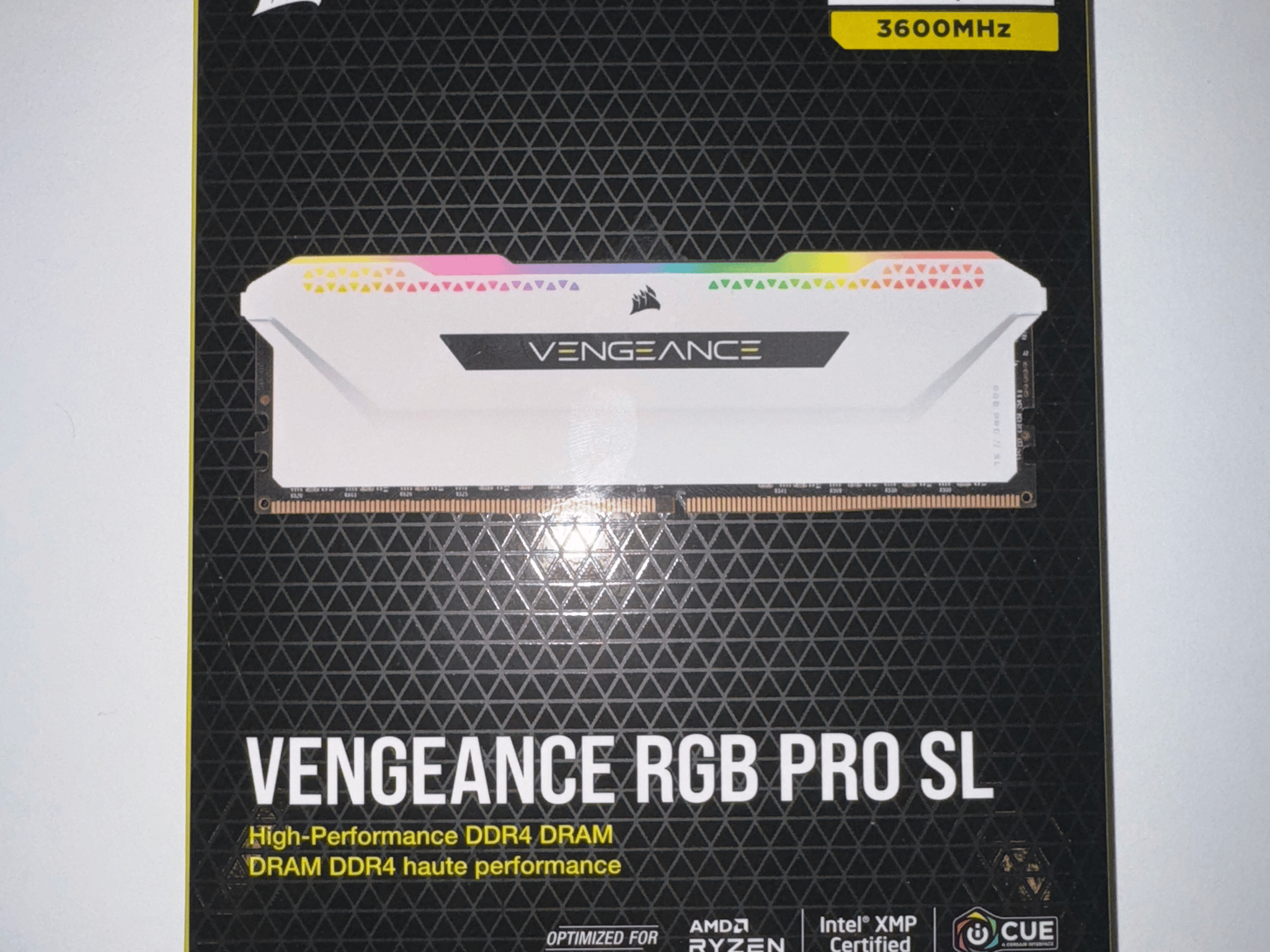 Corsair Vengeance RGB Pro SL DDR4 (16x2GB) 32GB C18 3600Mhz DRAM Gaming Memory- White
