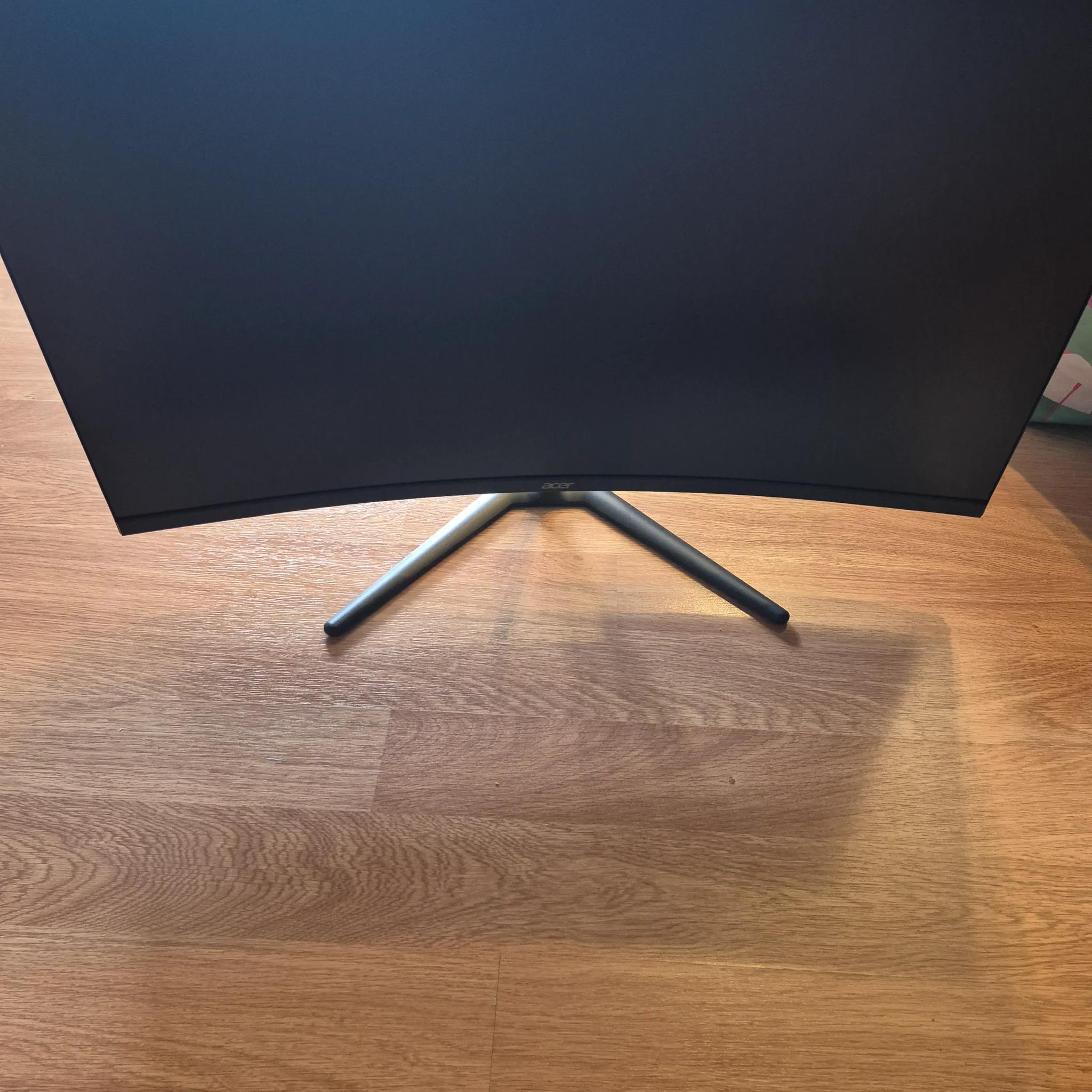 Acer ED320Q 31.5” Curved Gaming Monitor – 180Hz, 1ms, Full HD, Immersive Gameplay