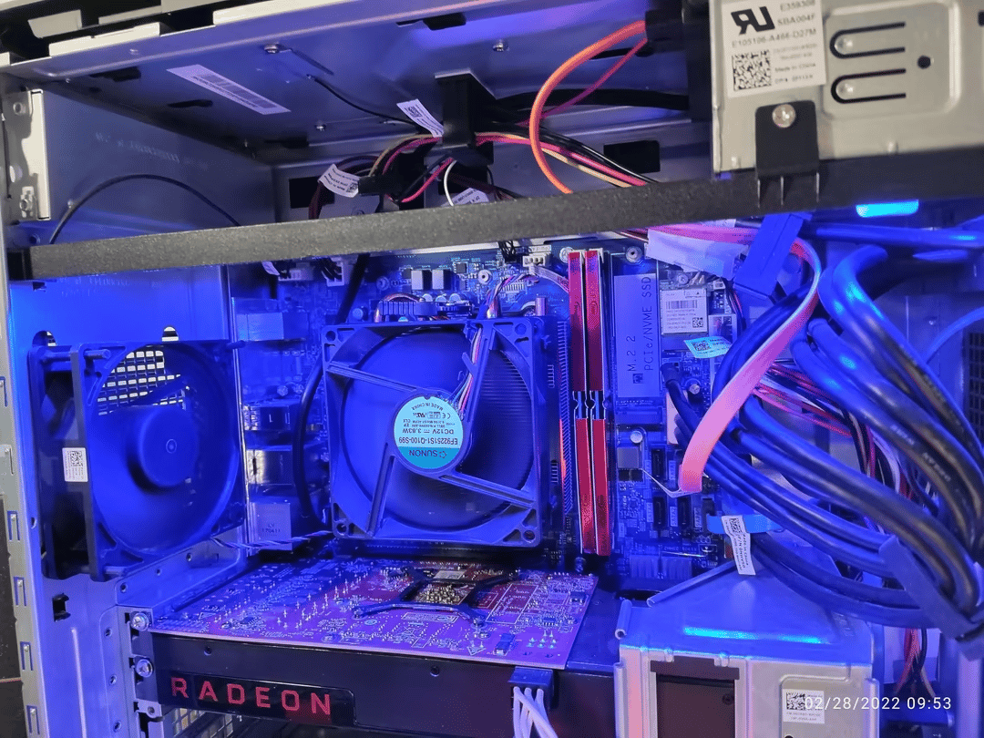 Dell Inspiron Gaming Desktop Ryzen 1800X - 16GB Ram - RX 580