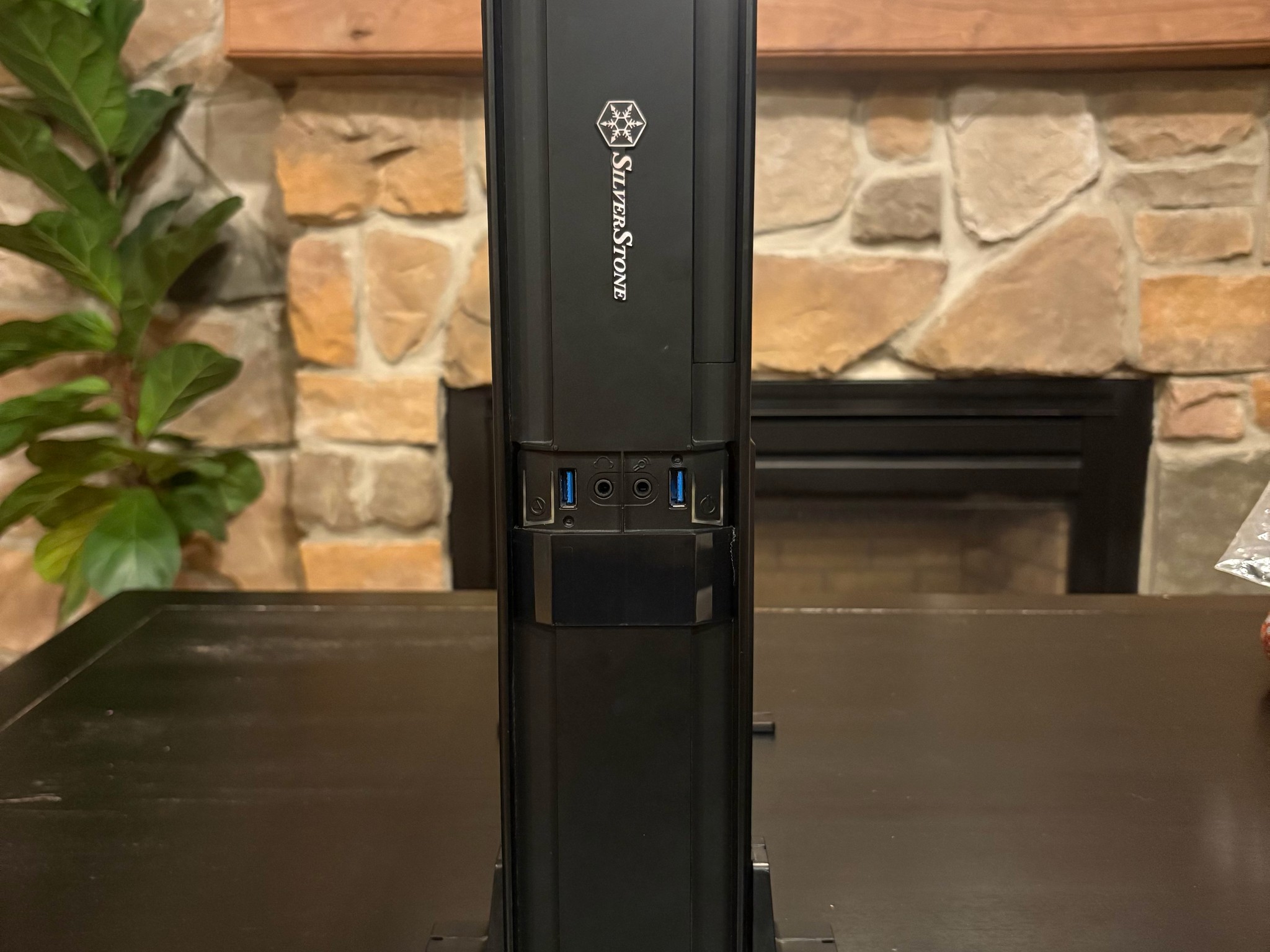 SilverStone Milo ML08 Mini-ITX Small Form Factor Case (Black)