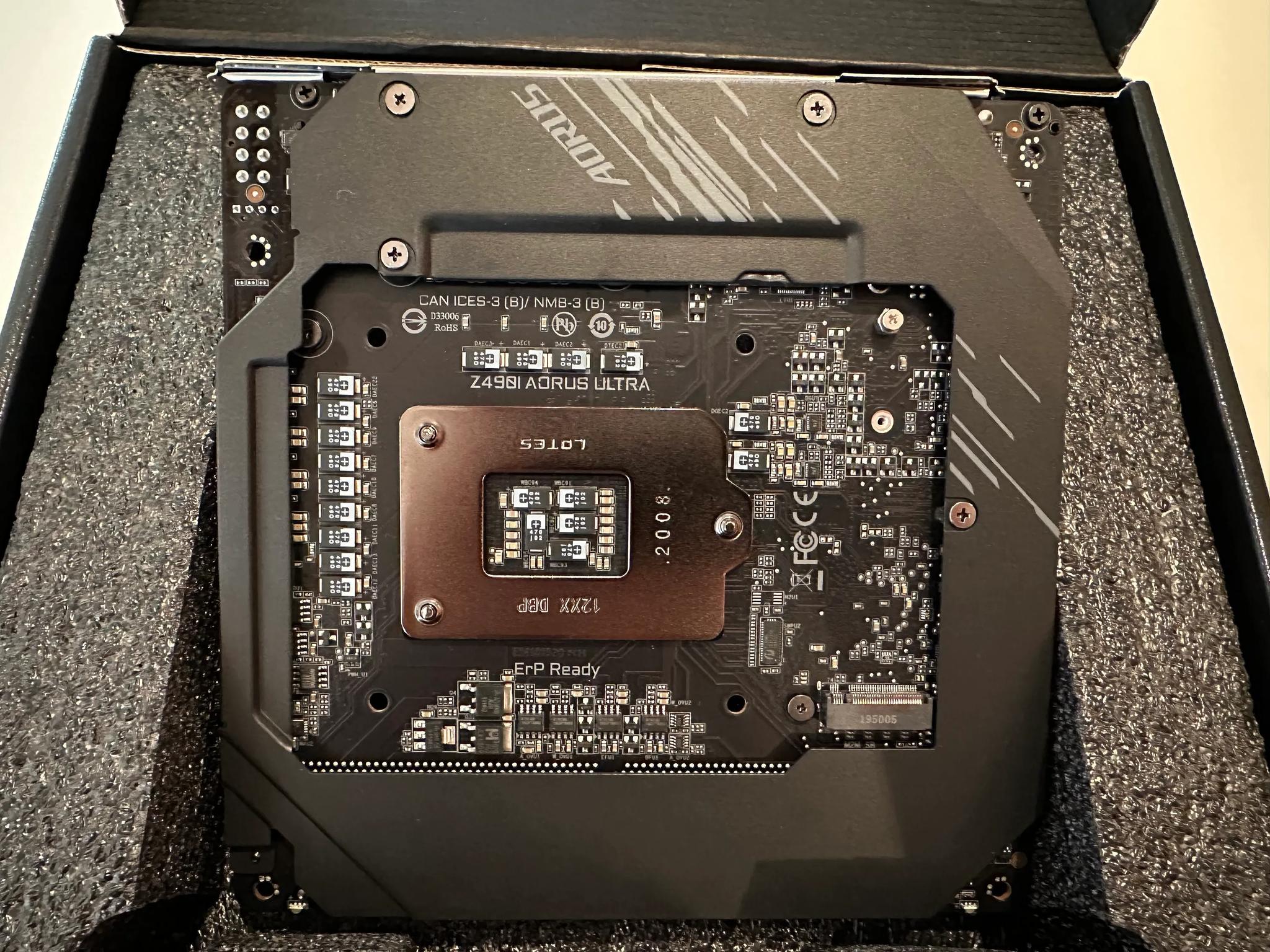 Gigabyte Z490I AORUS ULTRA Mini ITX LGA1200 Motherboard (Lightly Used, In Box)