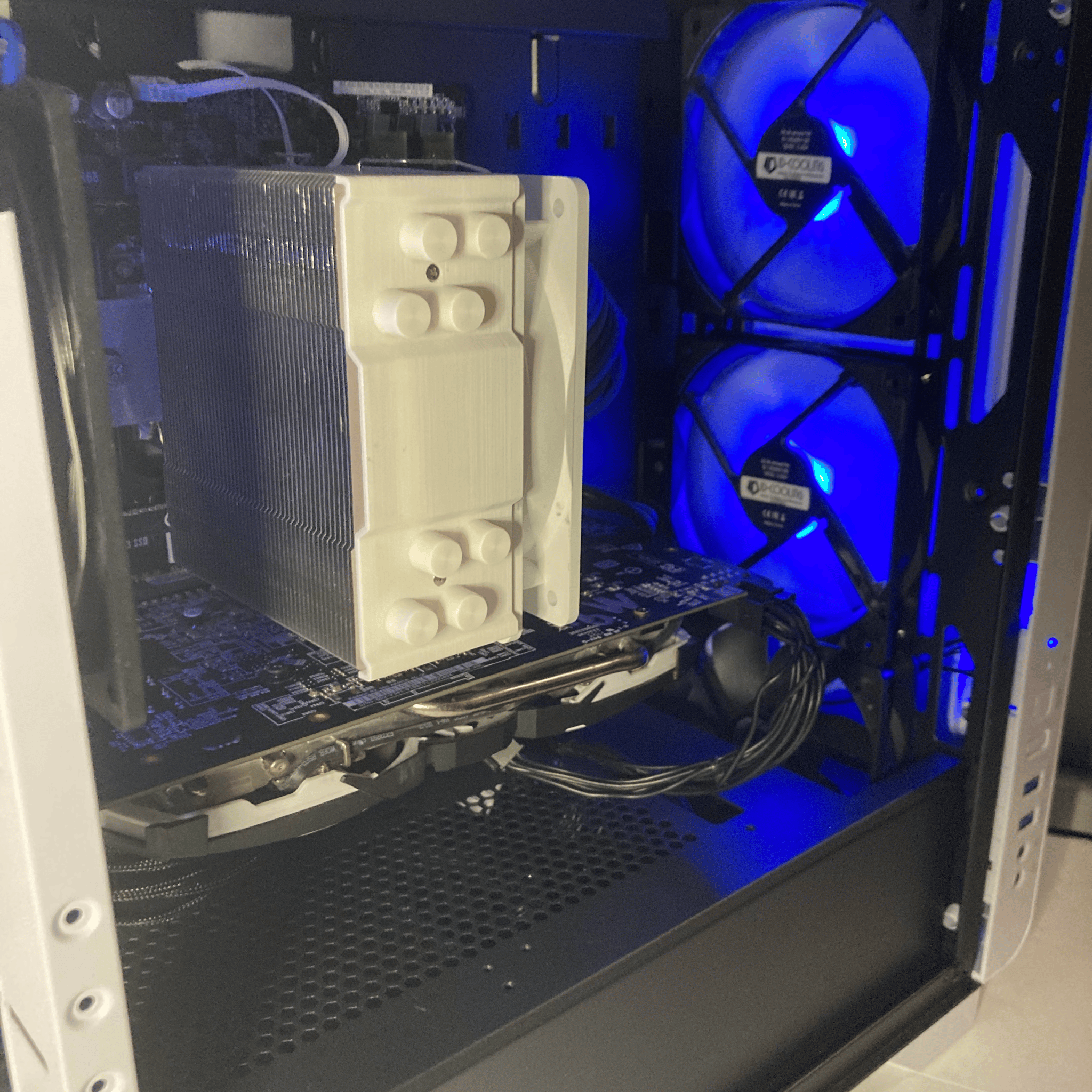 i7-6700/RX 580 4GB Gaming PC Bundle w/ Mouse & Headset