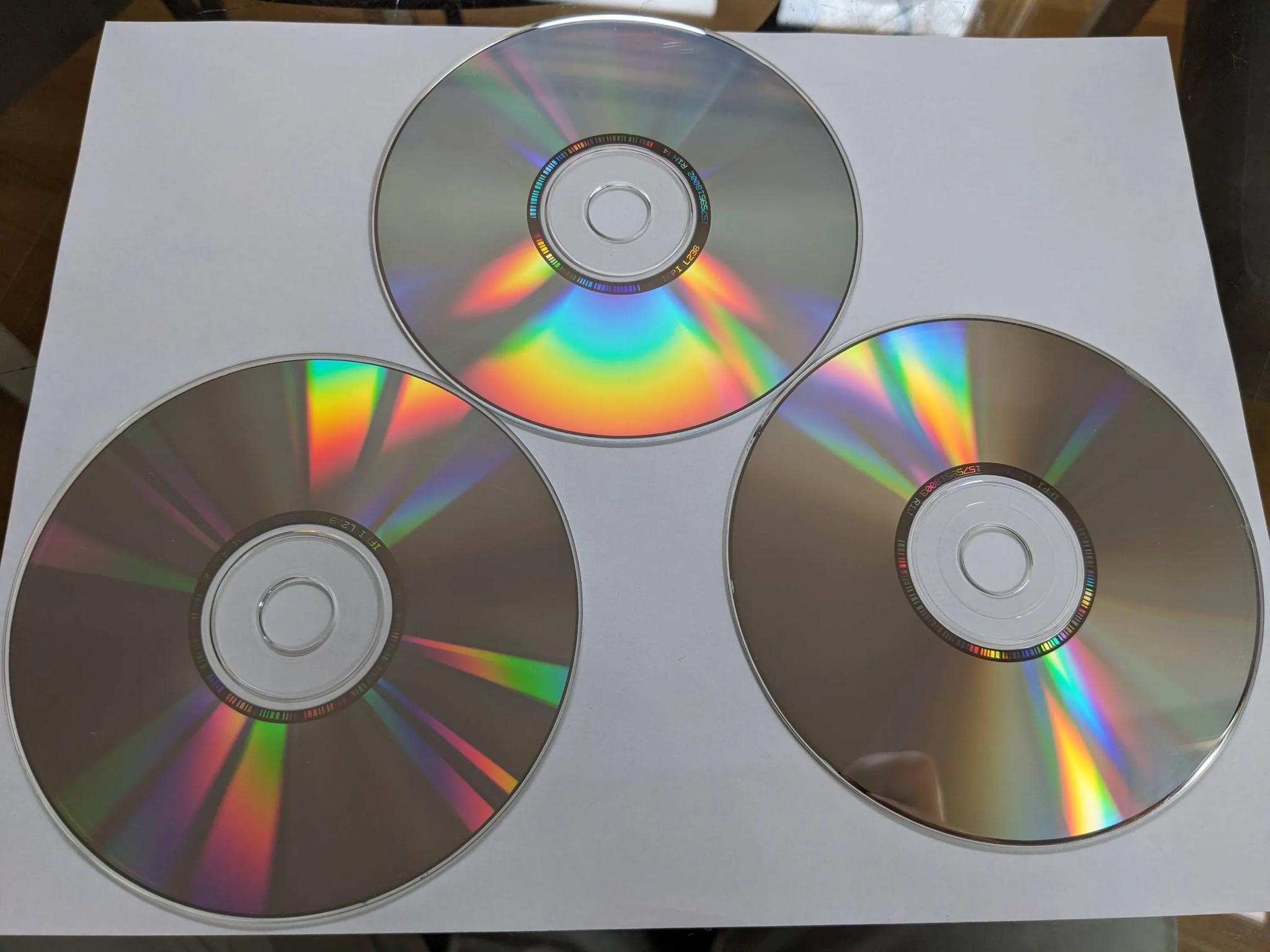 The Complete redhat Linux 5.1 PC CD-ROM from 1998. Excellent condition!