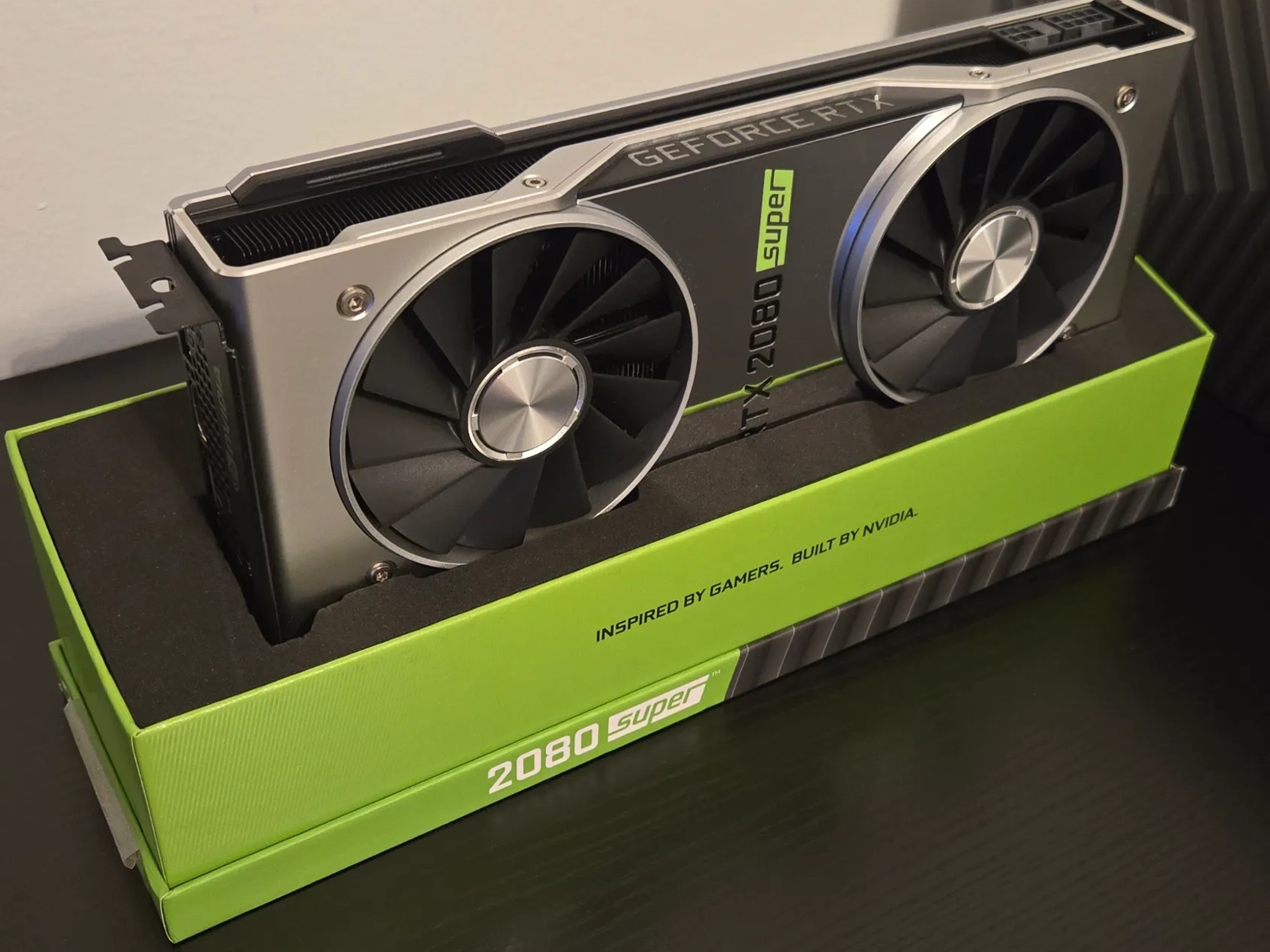 NVIDIA RTX 2080 Super Founder's Edition **MINT CONDITION**