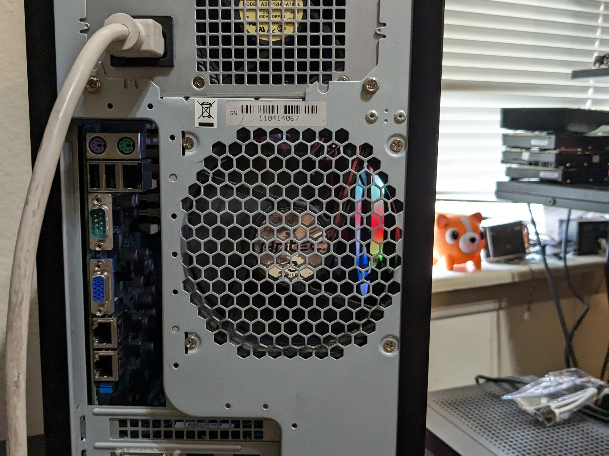 Blank Canvas - Xeon X3460 (i7-860), 16GB RAM, R7 450 2GB, 256GB SSD, Win10, Wifi