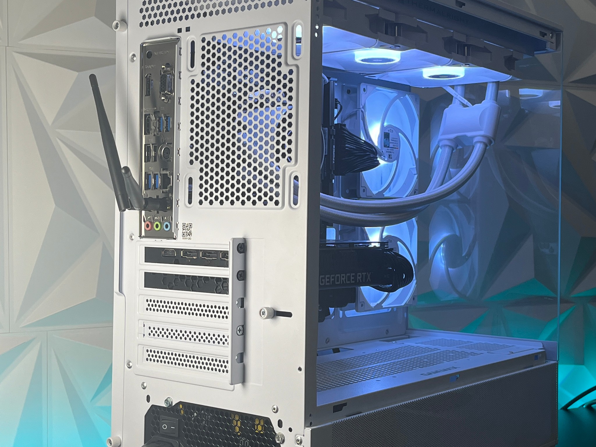 RTX 3060 Ti 8GB, Ryzen 5 4500, 32GB RAM 3200MHz | White RGB Gaming Computer/PC