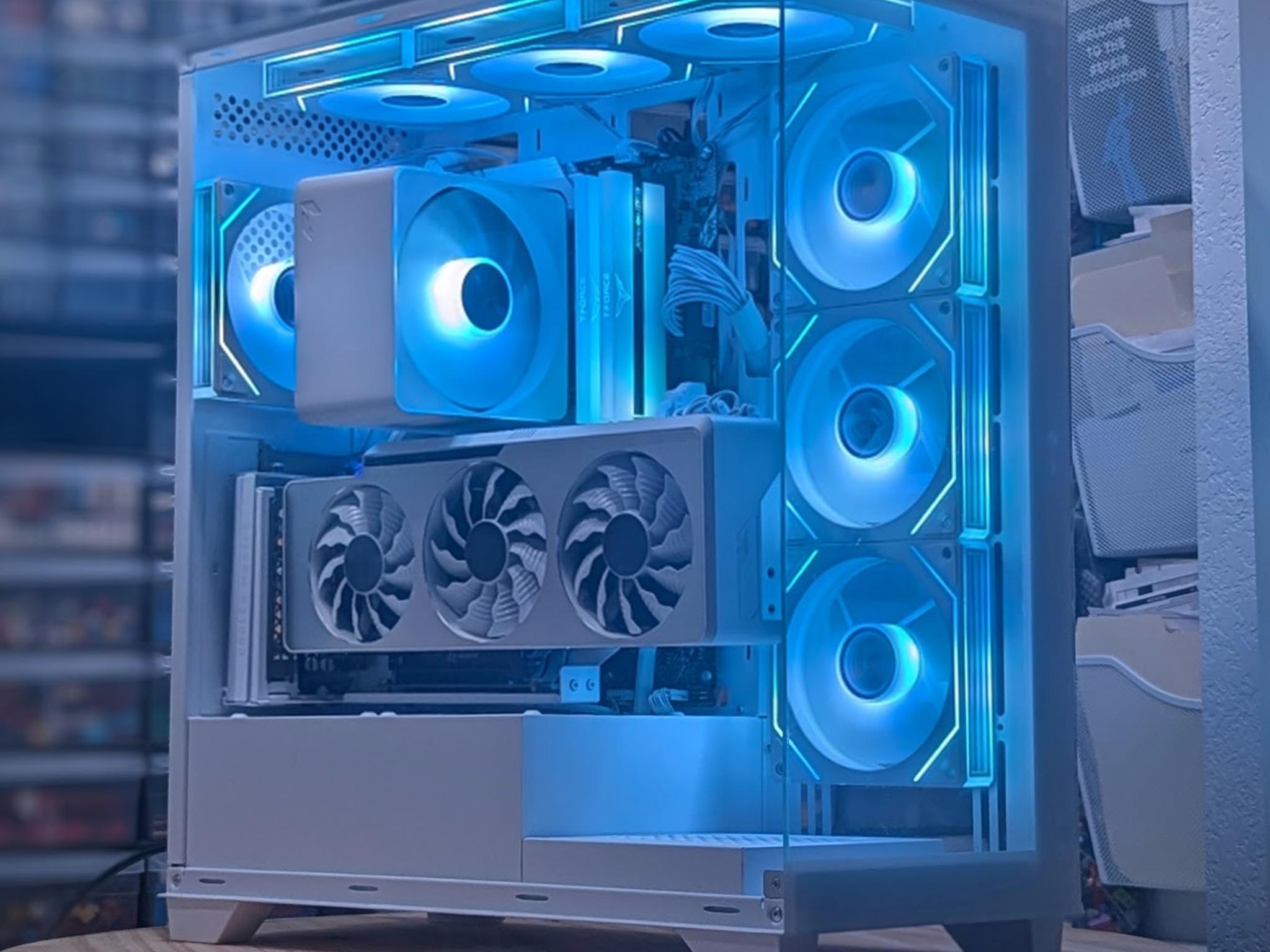 The Glacial | Intel i5 11600KF | Gigabyte Vision 3080 10GB | 32GB DDR4-3600 TEAMGROUP | 1TB NVMe SSD