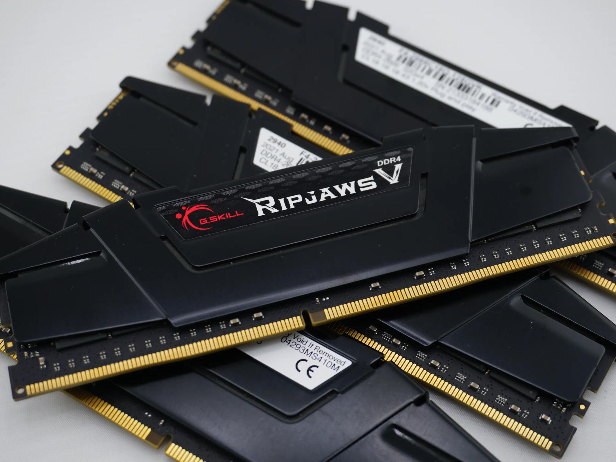 G.Skill DDR4 4x32GB 2666C18 F4-2666C18Q-128GVK