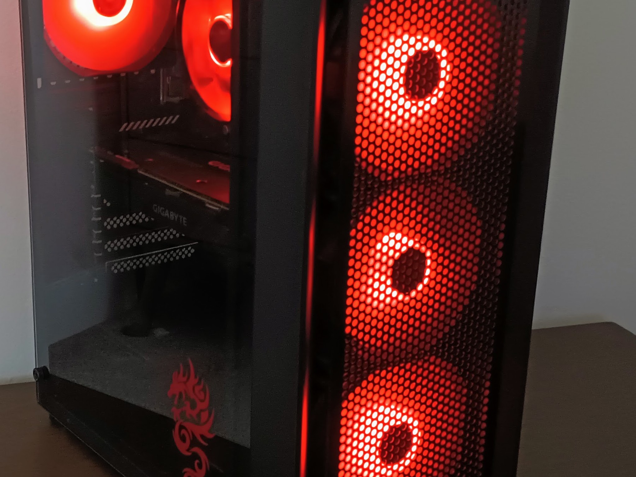 Awesome RGB Gaming PC i7 9700k RTX 2080 16GB RAM 1tb ssd WI-FI & BLUETOOTH Value Midrange