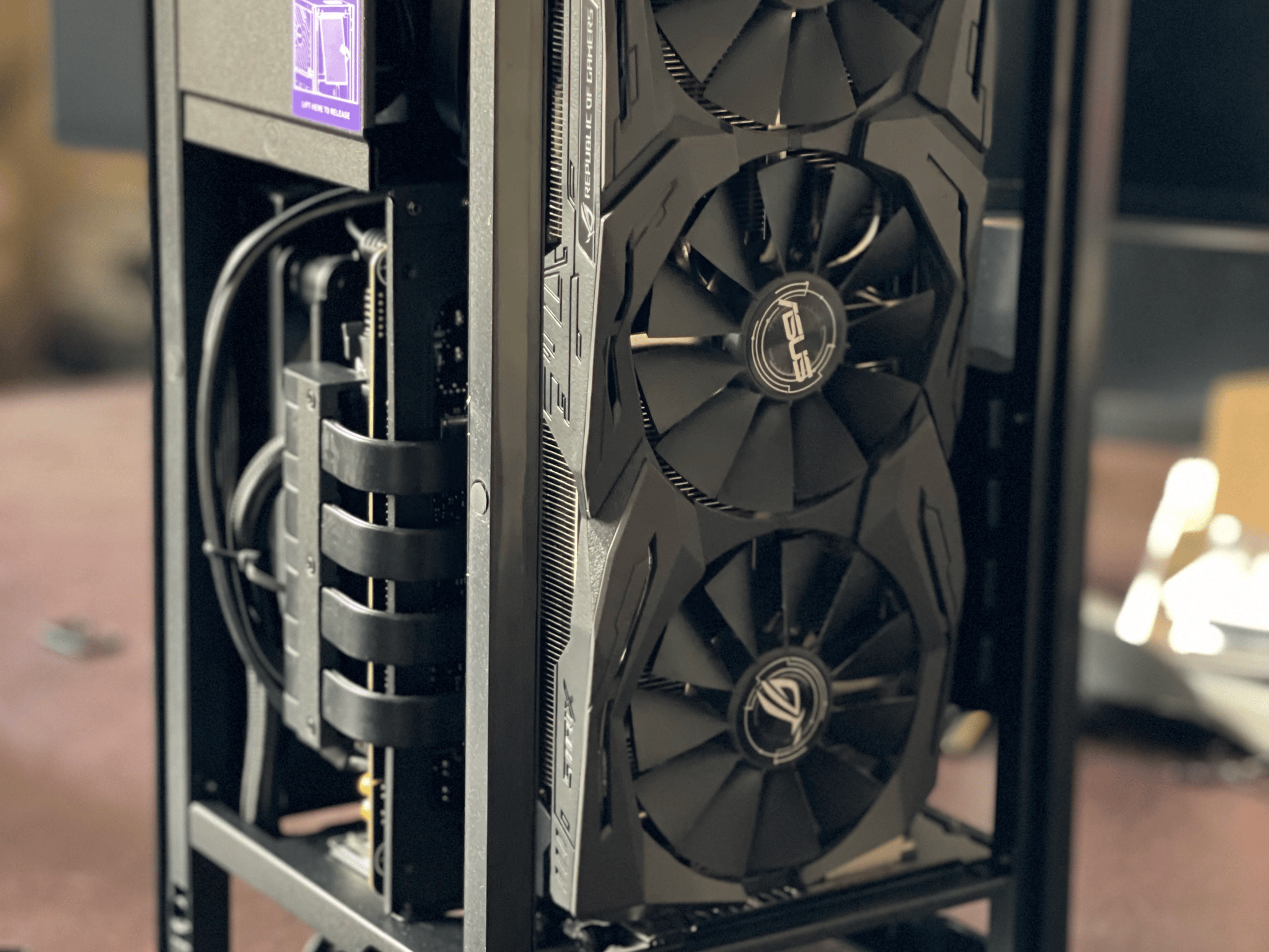 ITX Gaming PC: 1080Ti Strix, 10700K, H1, 16GB, 1TB, Wi-Fi 6