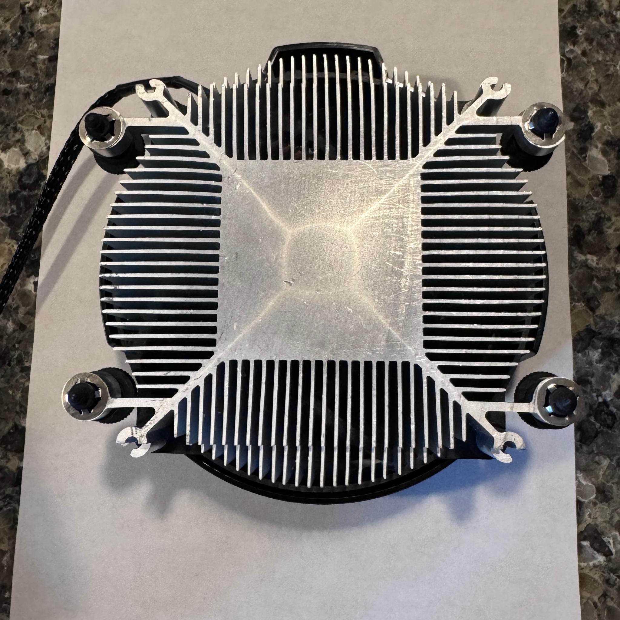 AMD Ryzen 5 7600 w/ Stock Cooler