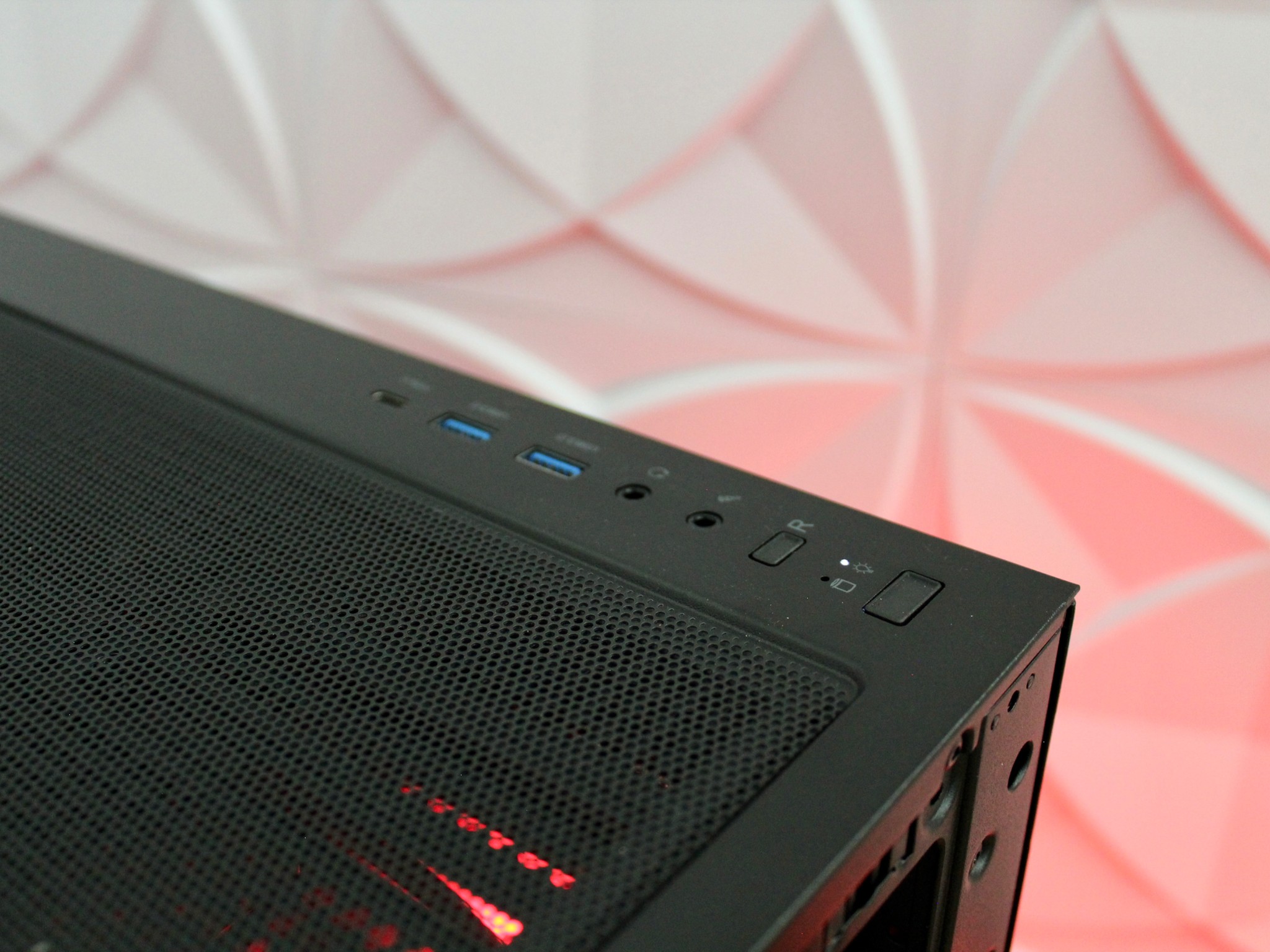 ⚫️ The Red Glass 🔴 Ryzen 7 5800X | RTX 3070 | 32GB DDR4 | 1TB M.2 | W11 + WiFi |
