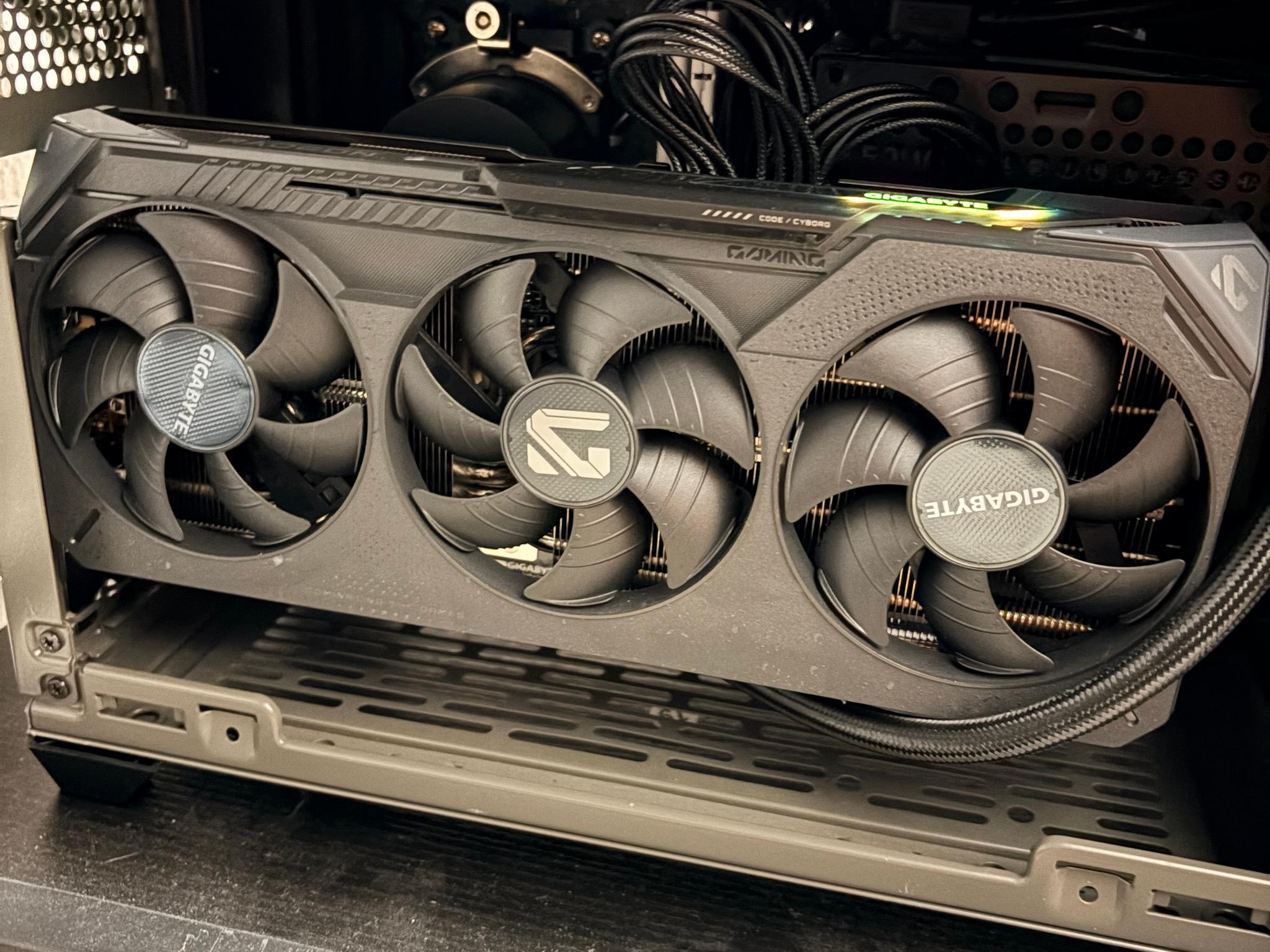 Gigabyte RX 9070 Gaming OC 16GB – Premium Condition – Complete Setup