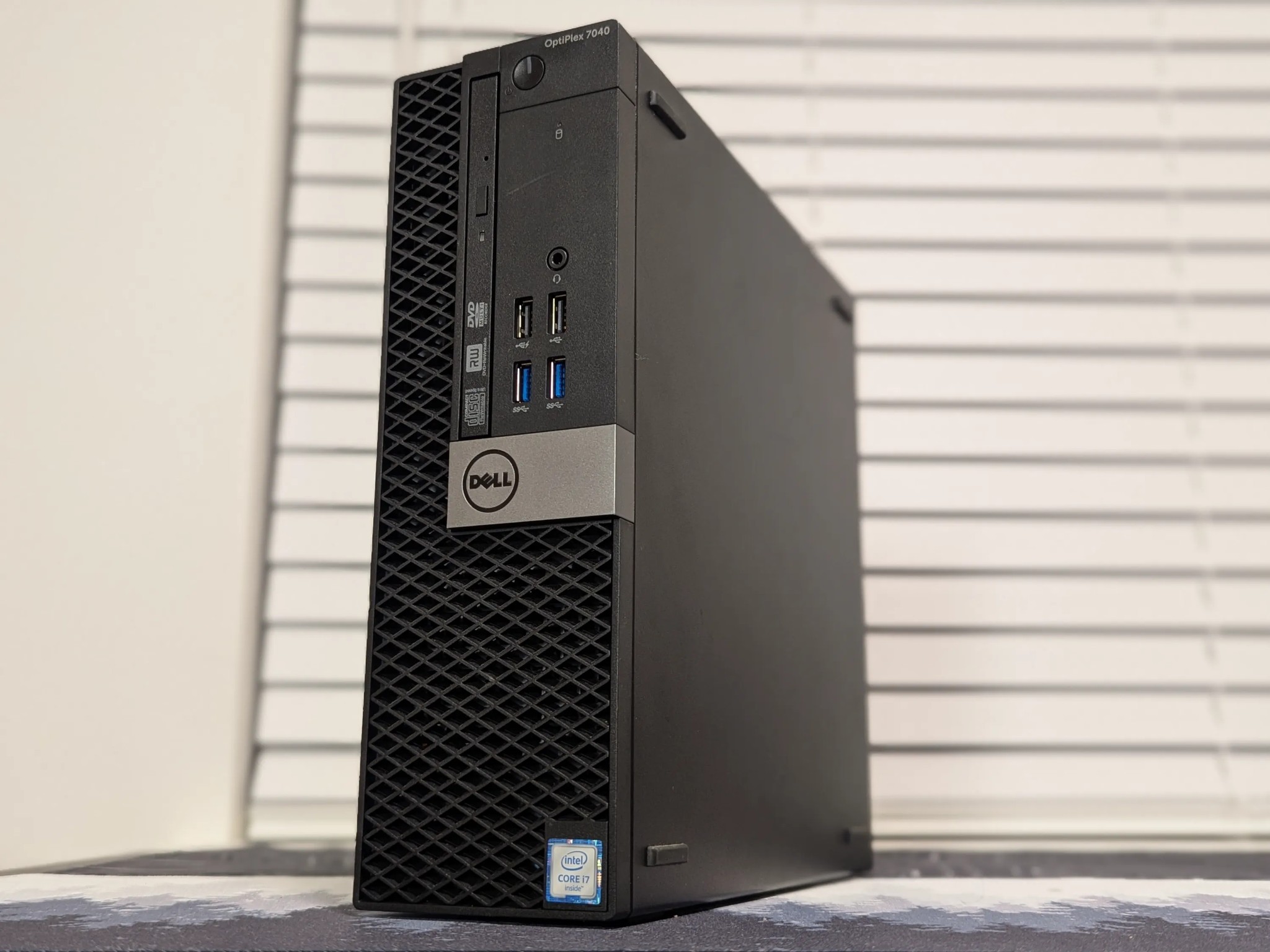 💰SALE 💰🖥️ Budget E Sports Gaming PC 🎮 AMD R7 450 (4gb) ⚫ i3-6100 ⚫ 16GB DDR4 ⚫ 256GB M.2