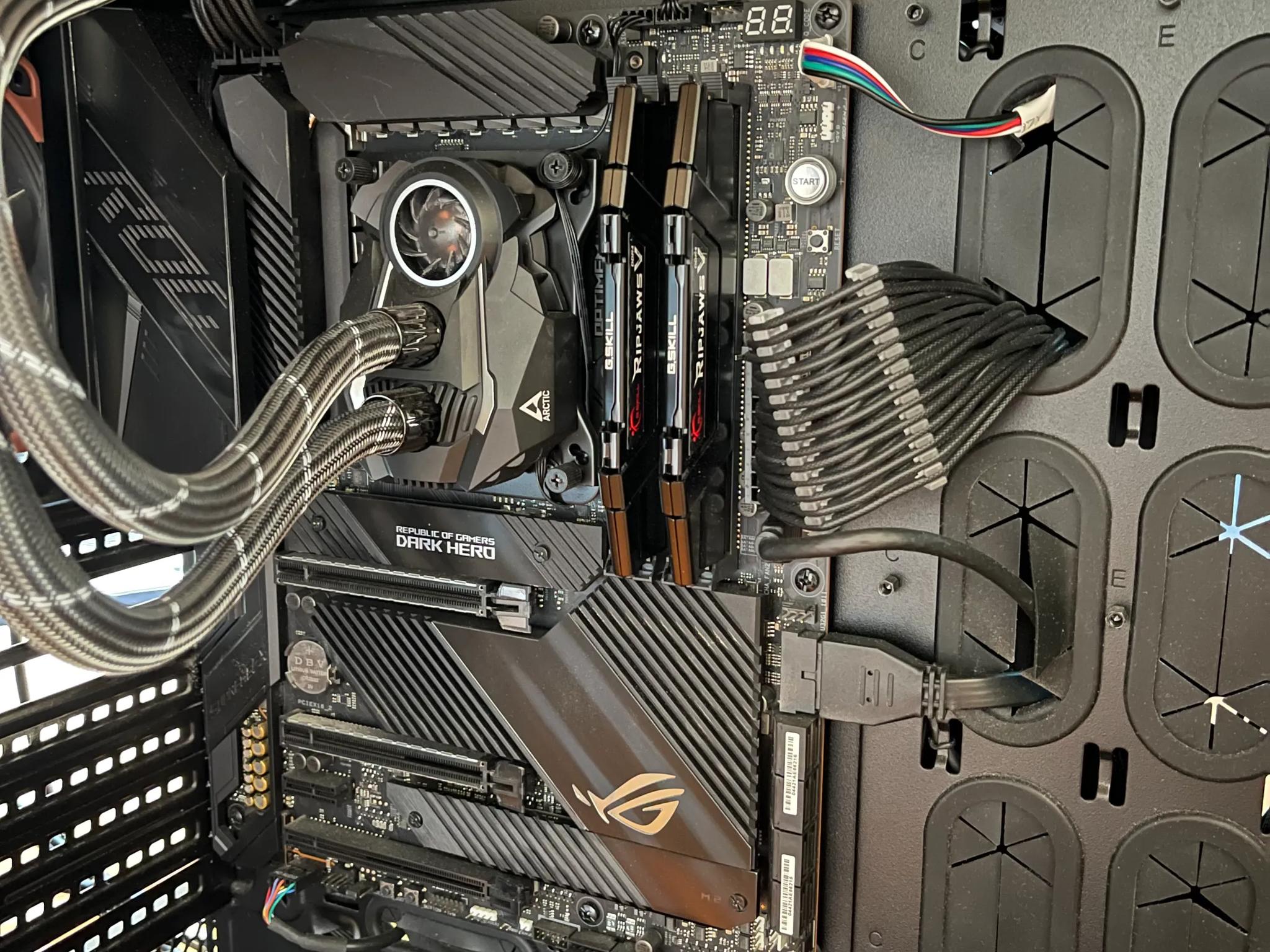 ⚠️LIKE NEW⚠️ (Best AMD CPU Cooler) ARTIC Liquid Freezer II 420mm 72.8 CFM Liquid CPU Cooler