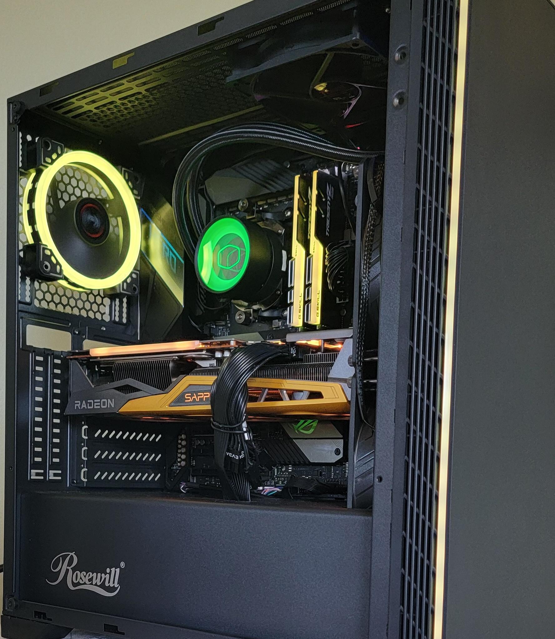 ASUS ROG X570 Crosshair VIII Hero AMD Ryzen 7 5800X Sapphire ToxicRX6900XT 16GB