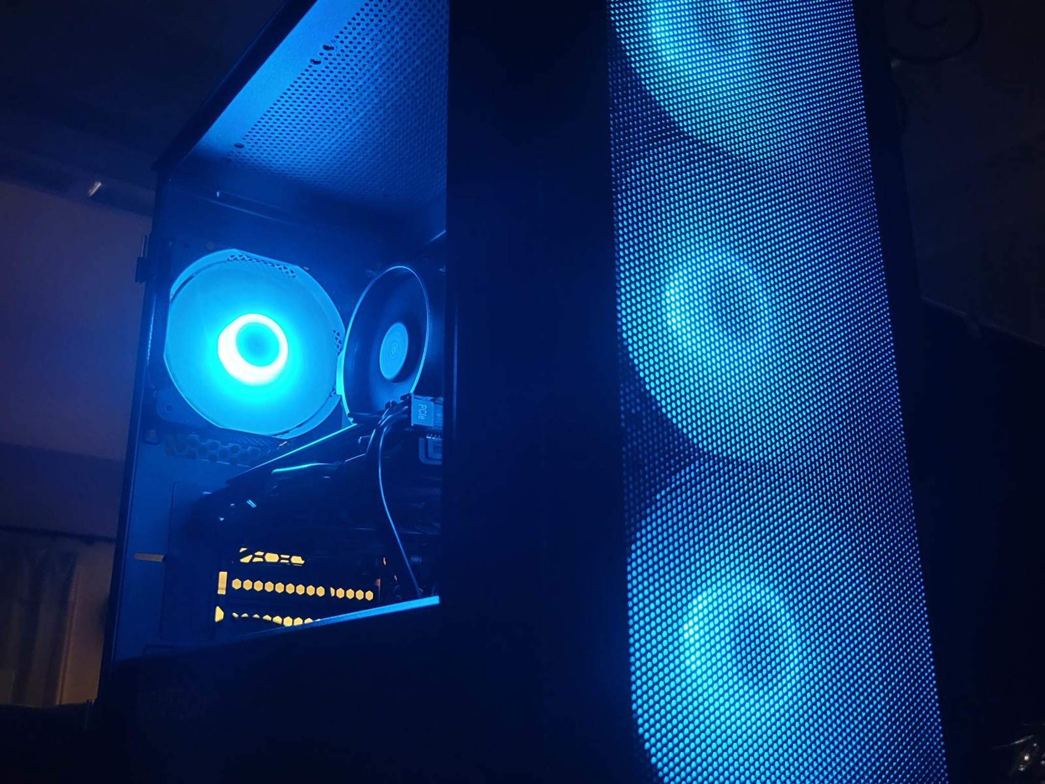 🔥Warzone killer🔥 |Ryzen 3 2200g Rx580 PC|