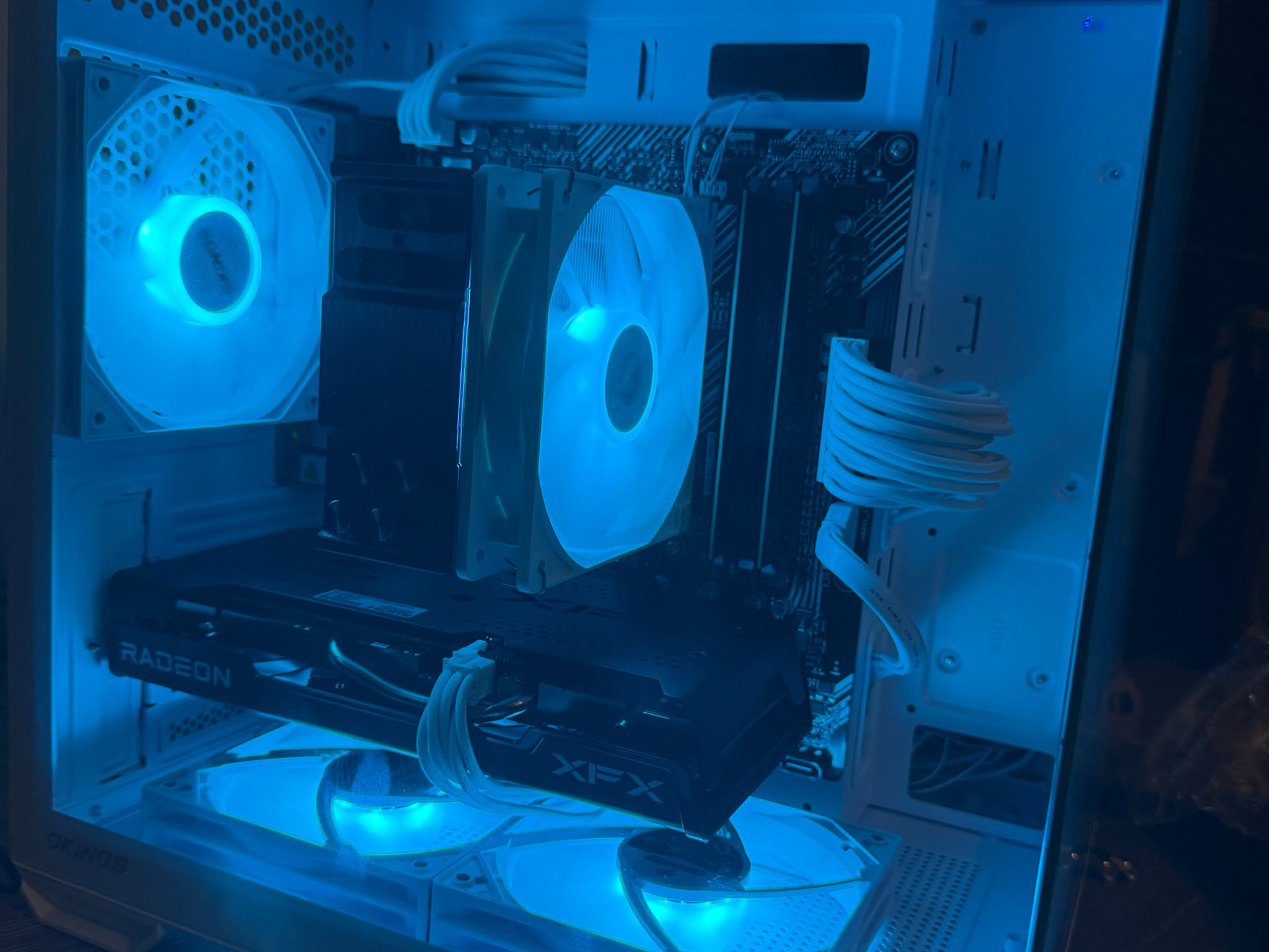 Gaming pc |Ryzen 5 4500| AMD 6500XT |1TB |