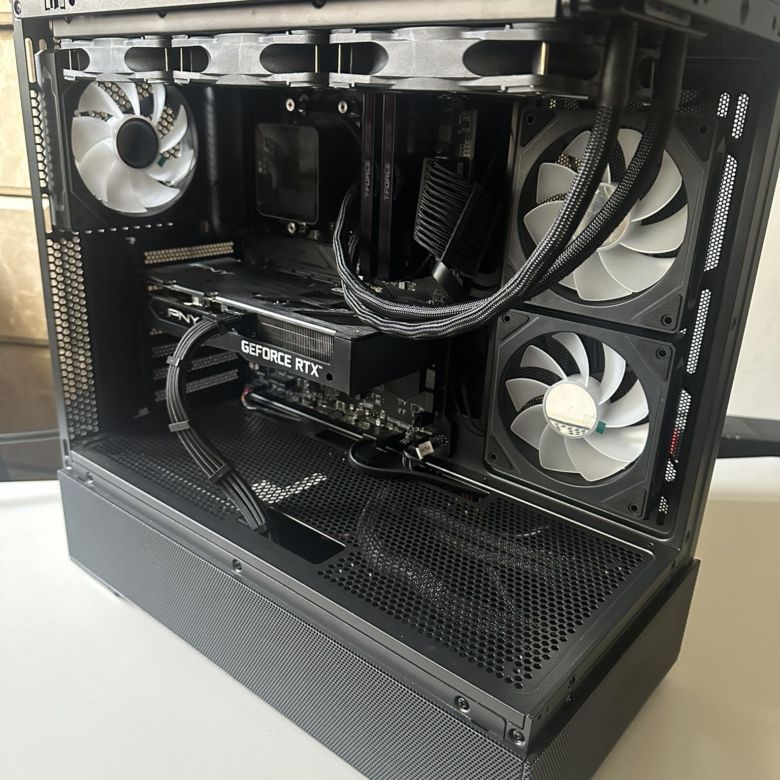 Gaming PC (Ryzen 5 5600X / RTX 3060 Ti / 1TB NVME / 32GB RAM)