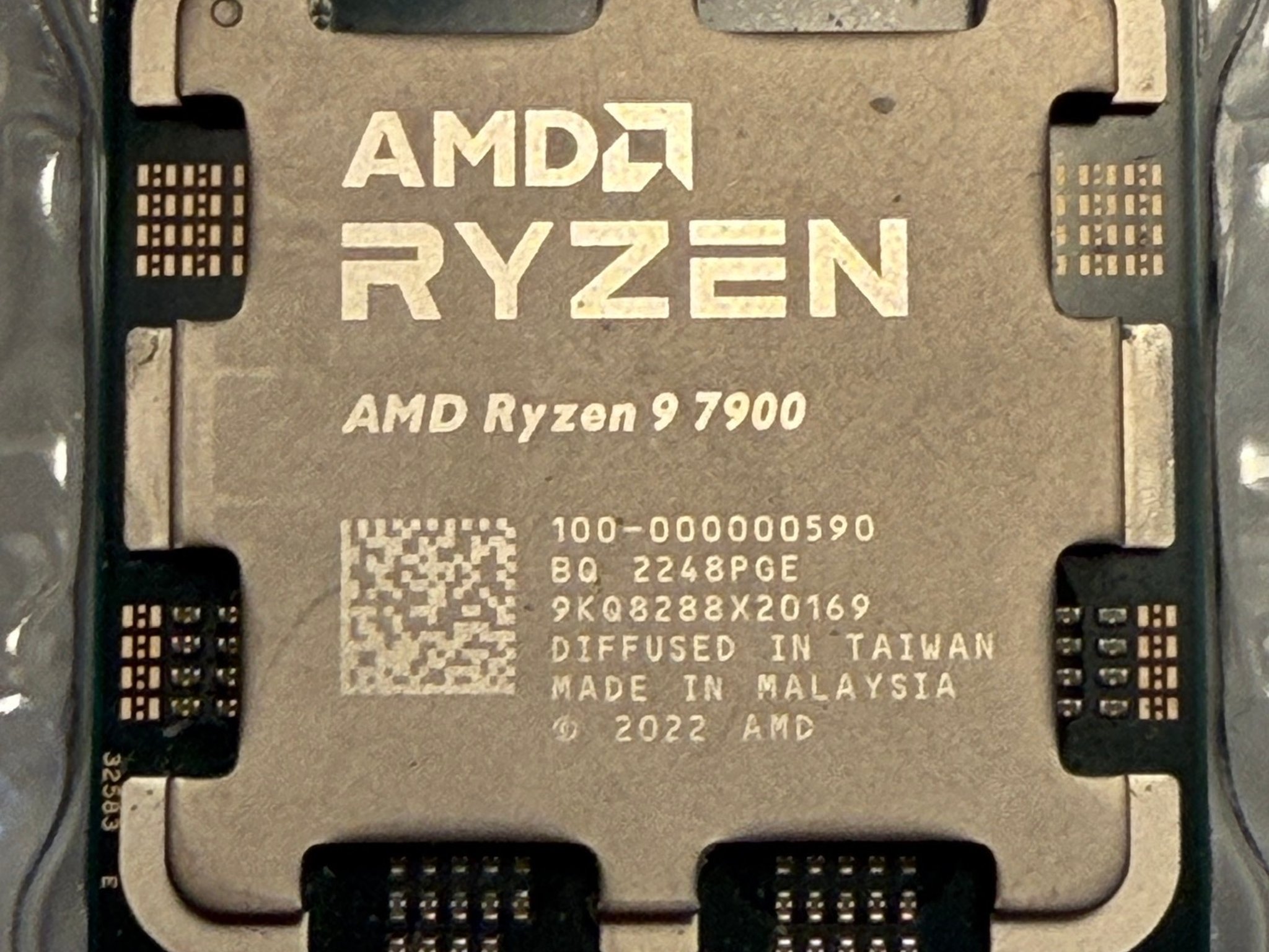 AMD Ryzen 9 7900