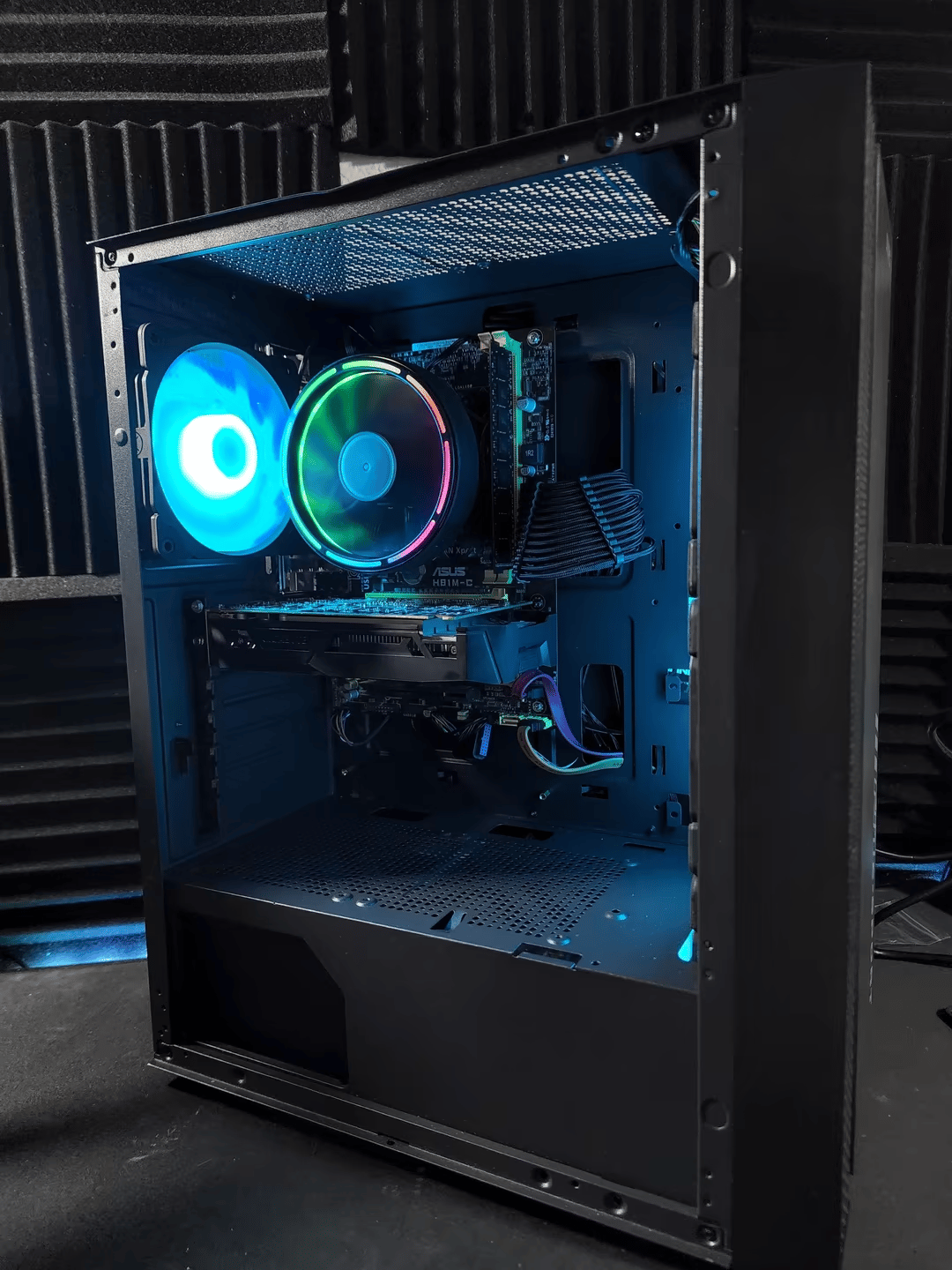 GreyScaled | i5 4590S - GTX 1050TI - 120GB SSD 1TB HDD 