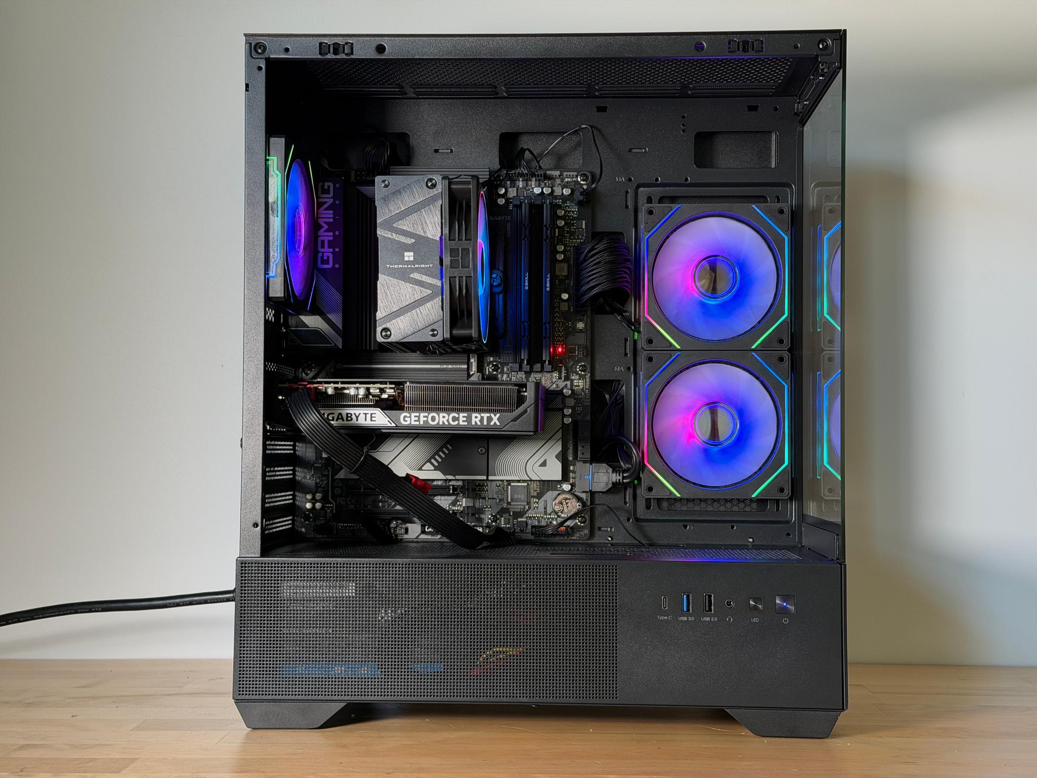 RTX 5060ti 8GB Ryzen 7 7700x Gaming PC
