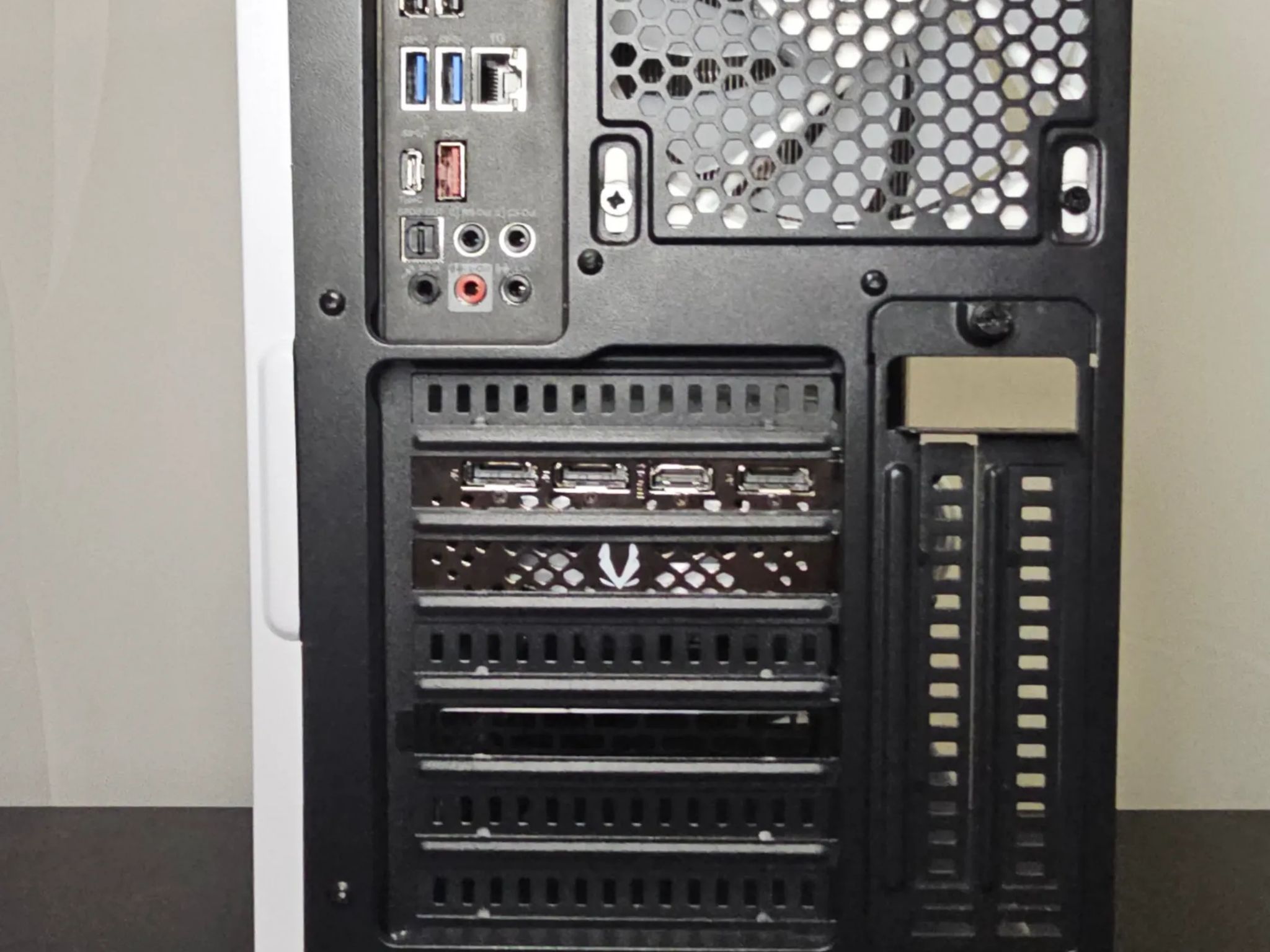 RTX 4060 8GB / Ryzen 5 5500 / 32GB DDR4 / 1TB SSD / Wi-Fi + BT /ɢᴜᴀʀᴅɪᴀɴ
