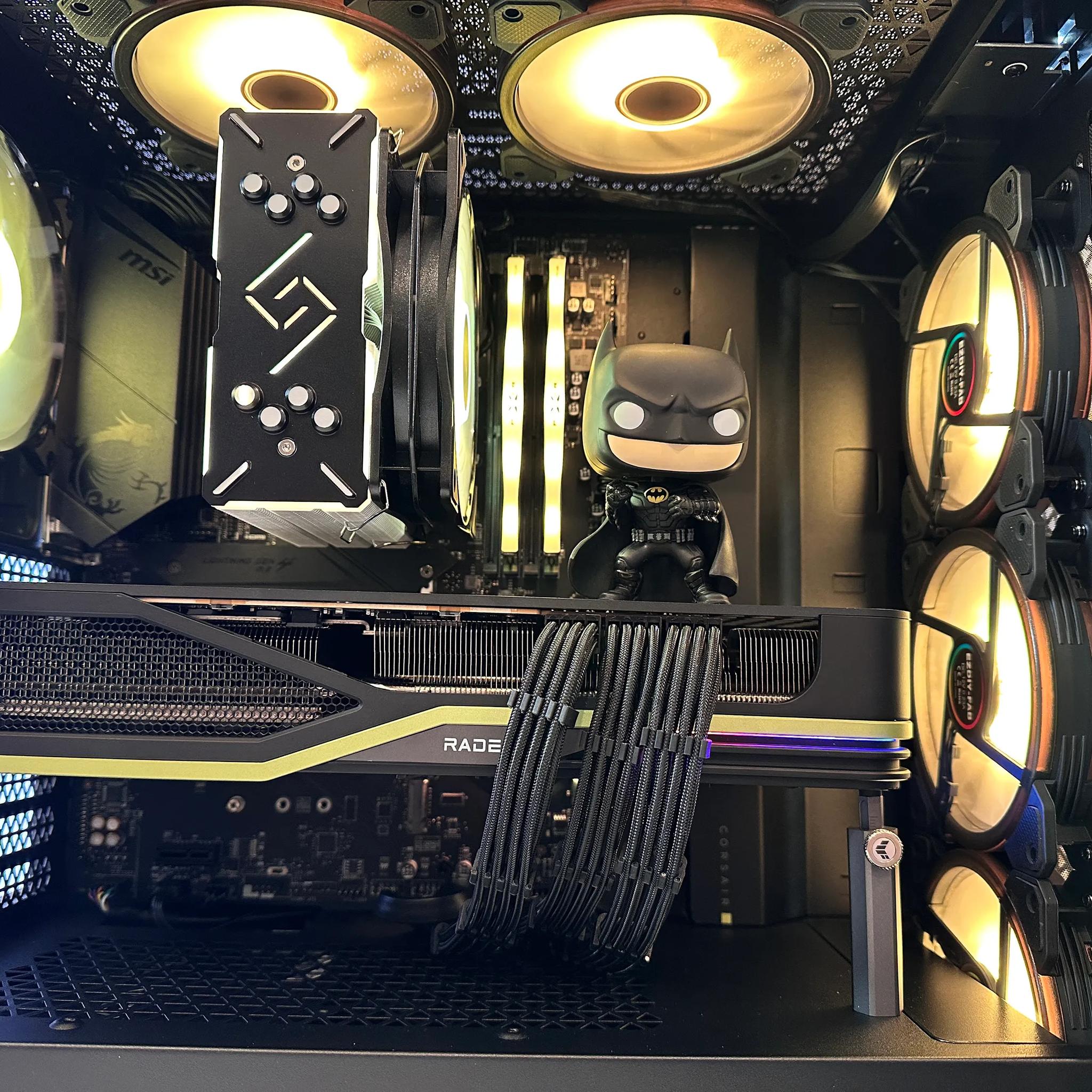 🦇The Dark Knight🦇AMD RX 6900 XT 16GB🦇Ryzen 9 3900X 12Cores🦇32GB DDR4🦇1TB SSD NVME