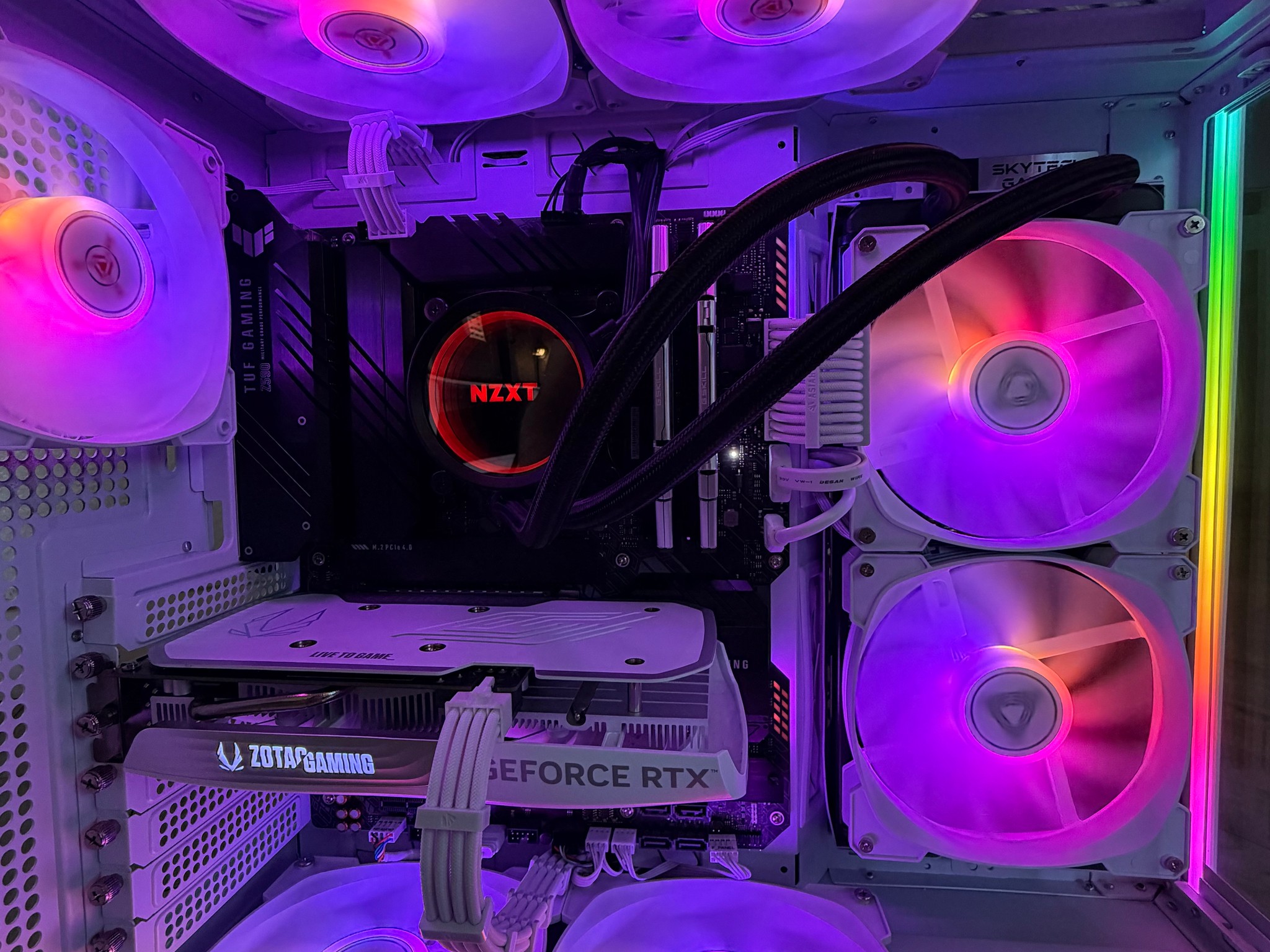RTX 4060 + I5-10600K + 16gb RAM | Gaming PC