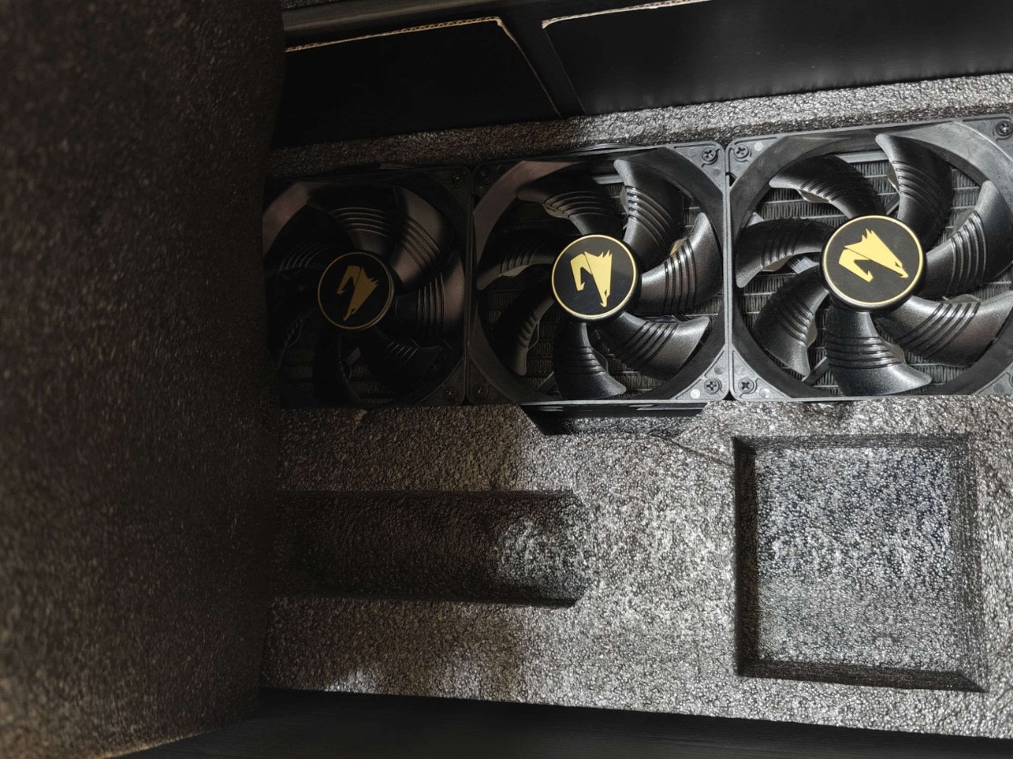 Gigabyte RTX 3090ti Aorus Extreme Waterforce