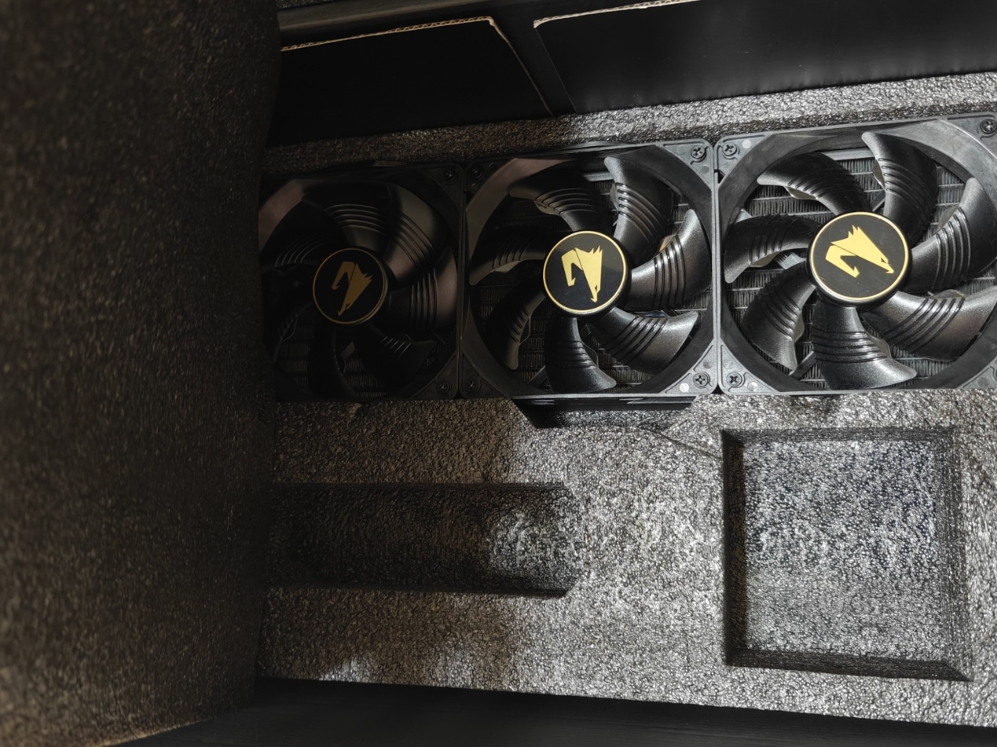 Gigabyte RTX 3090ti Aorus Extreme Waterforce