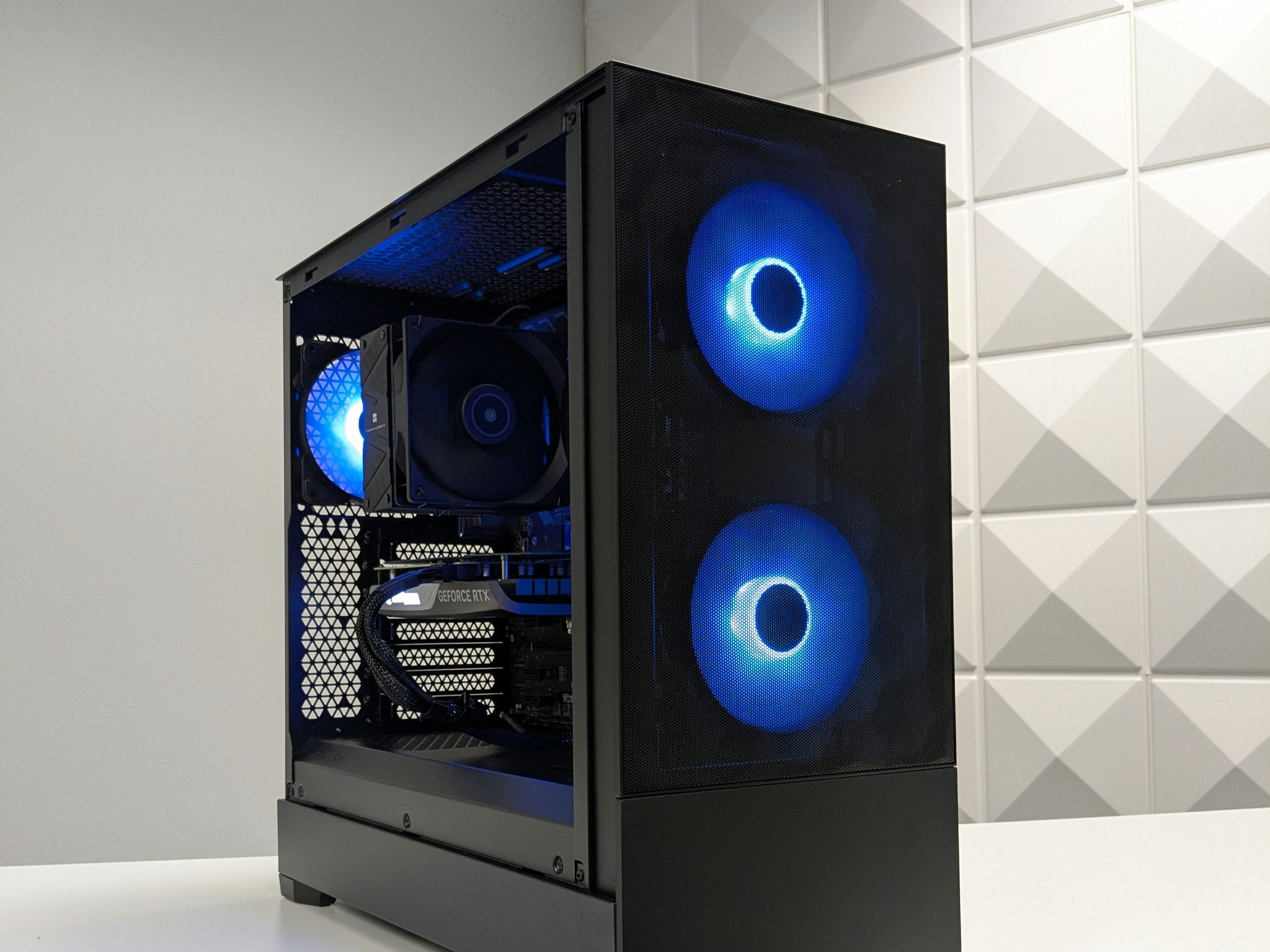 Black RGB Gaming PC - Ryzen 5 3600X - RTX 4060